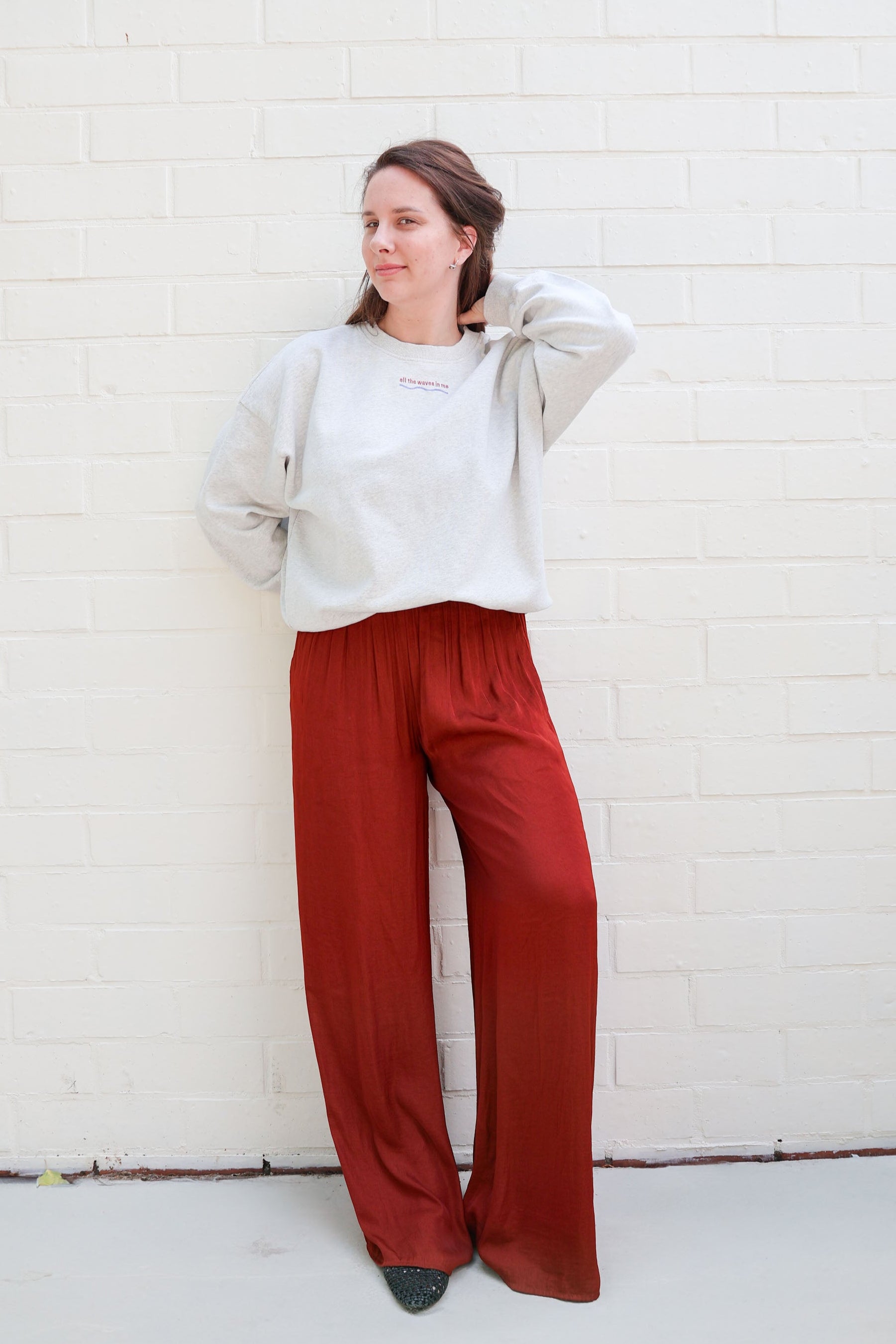 Ella and Rapha Waves felpa grigia loose fit donna
