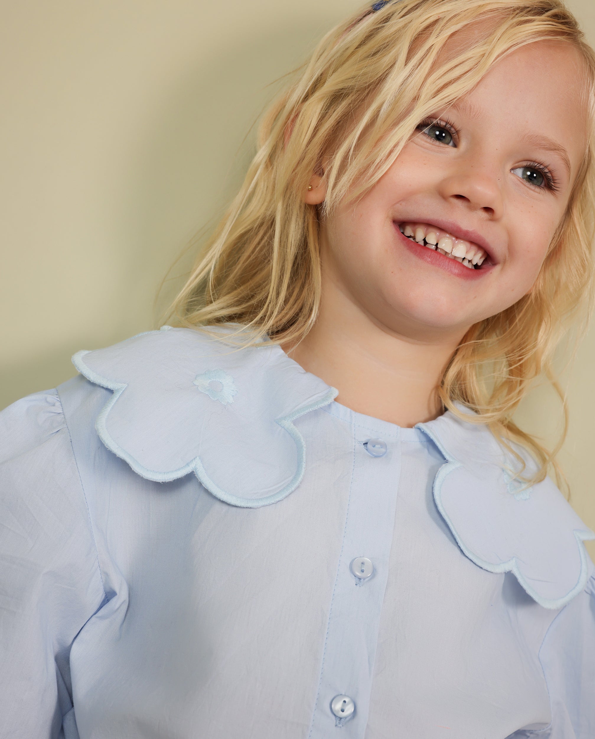 Tuc Tuc camicia bambina azzurra cotone collo volant