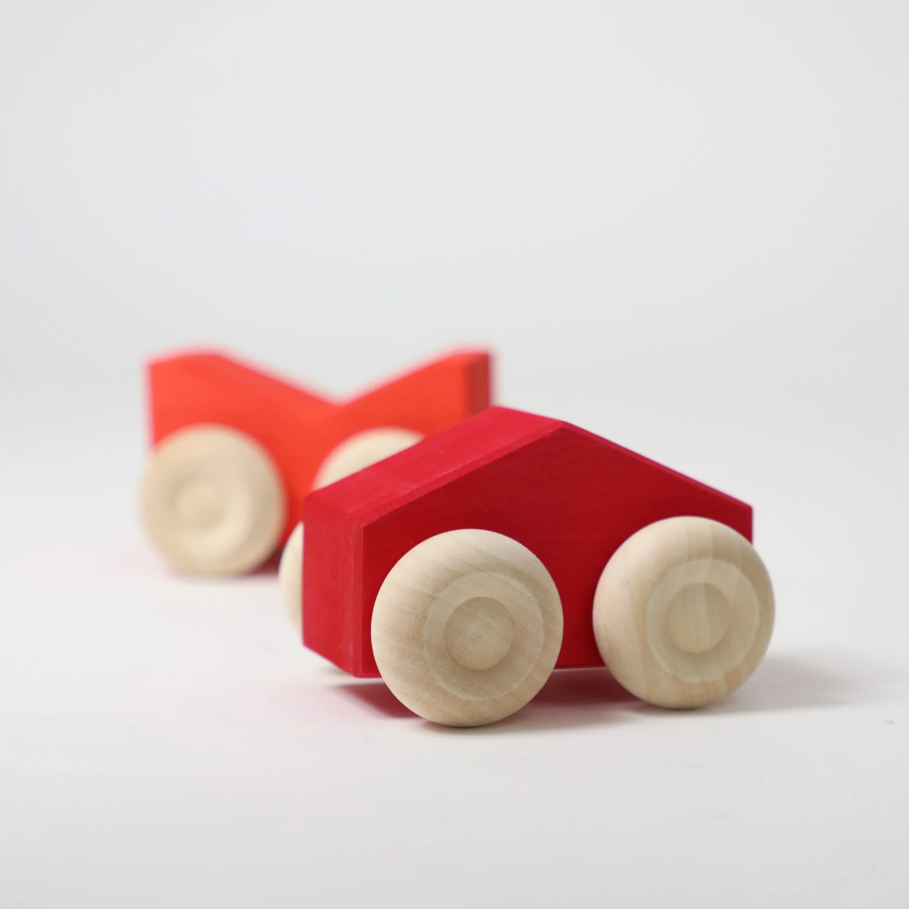 Grimms Set 2 Macchinine Impilabili Rosso legno