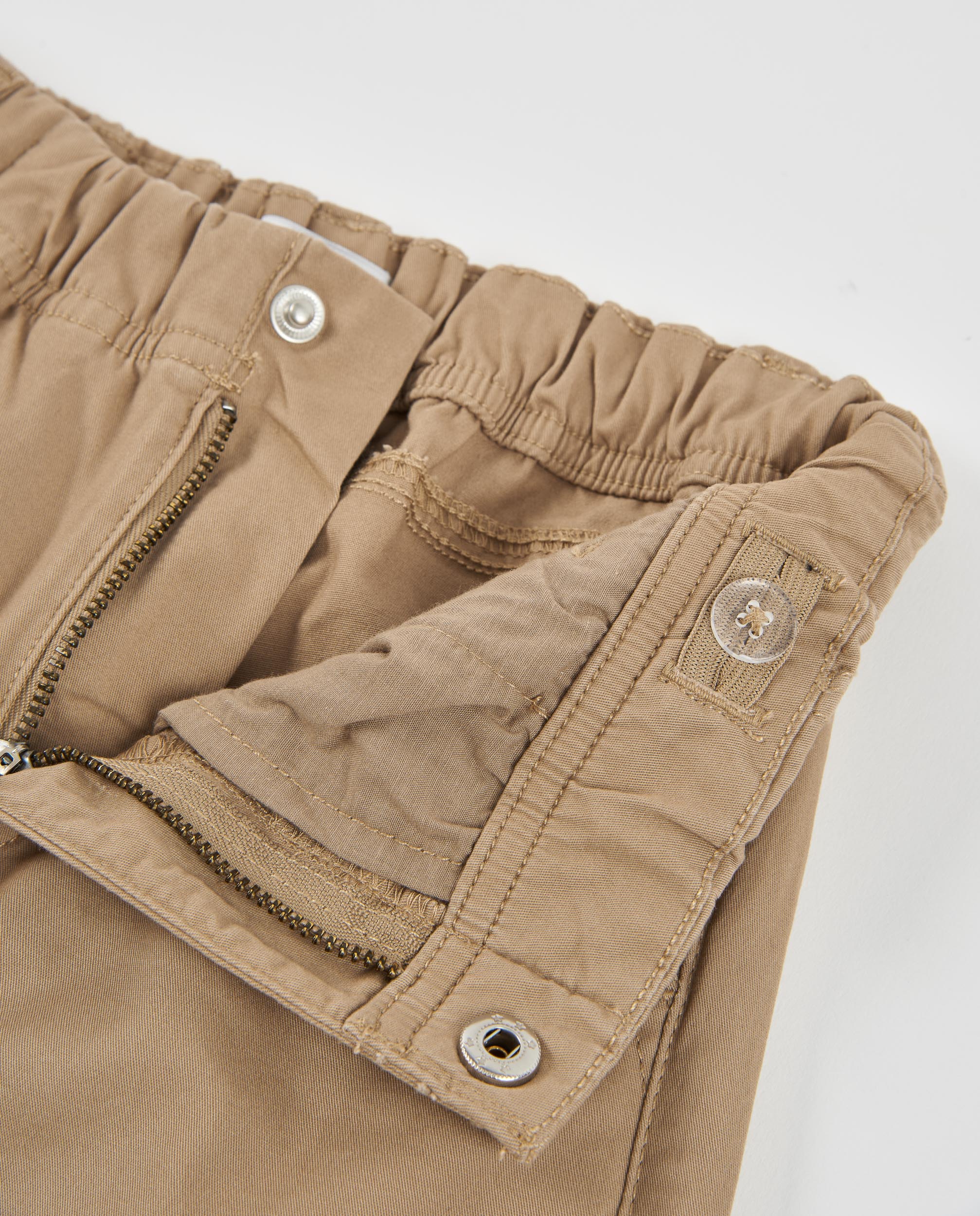 Tuc Tuc Shadows Swamp chino bimbo beige elastico