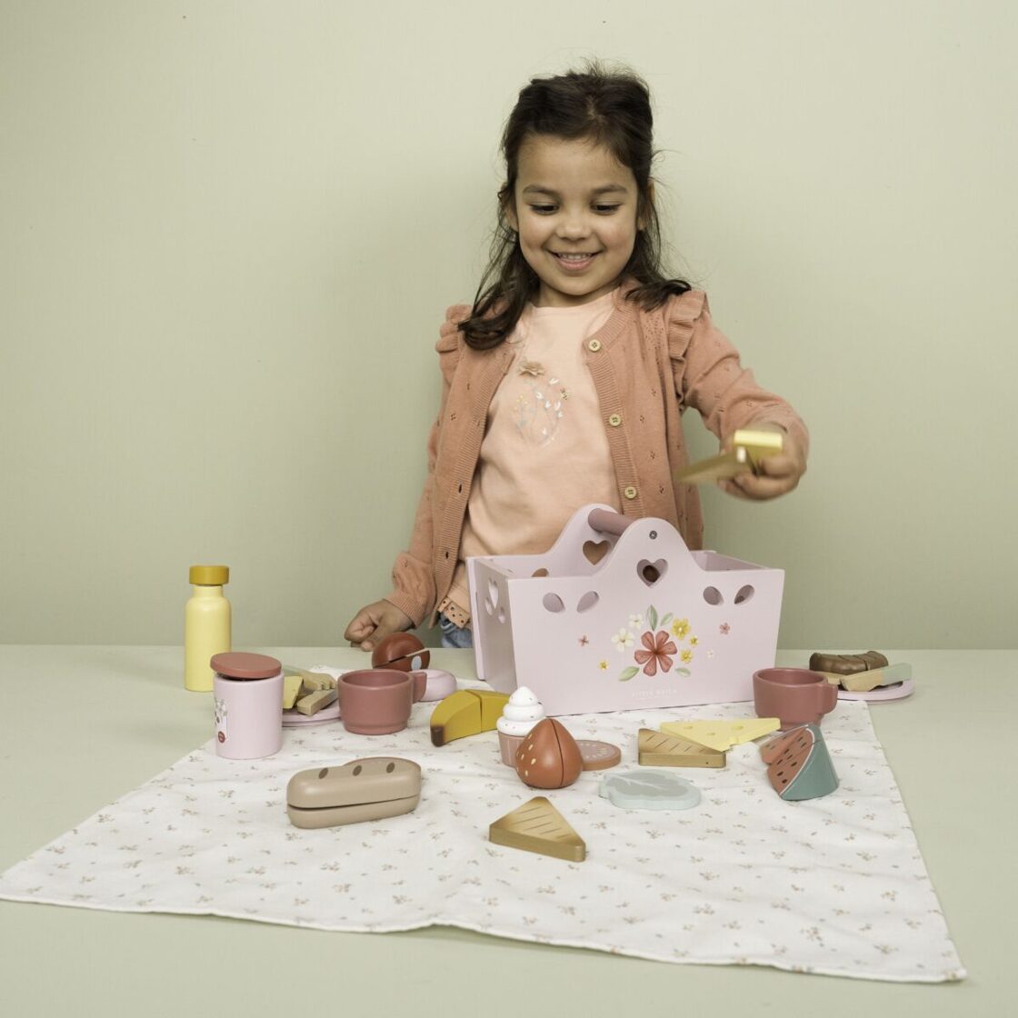 Little Dutch Set Picnic con Cestino in Legno 31 Pezzi