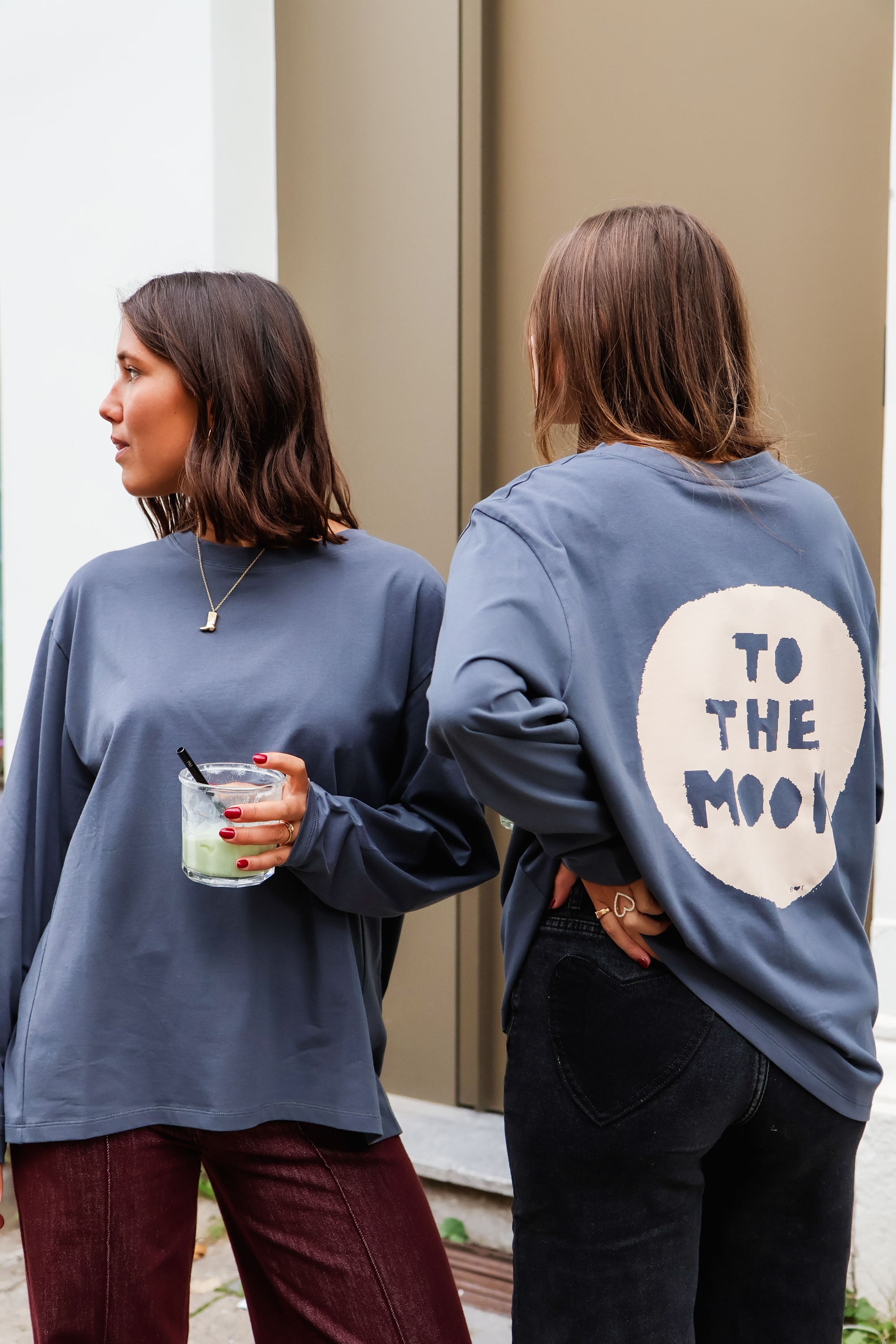 Ella and Rapha To The Moon t-shirt maniche lunghe grigia cotone