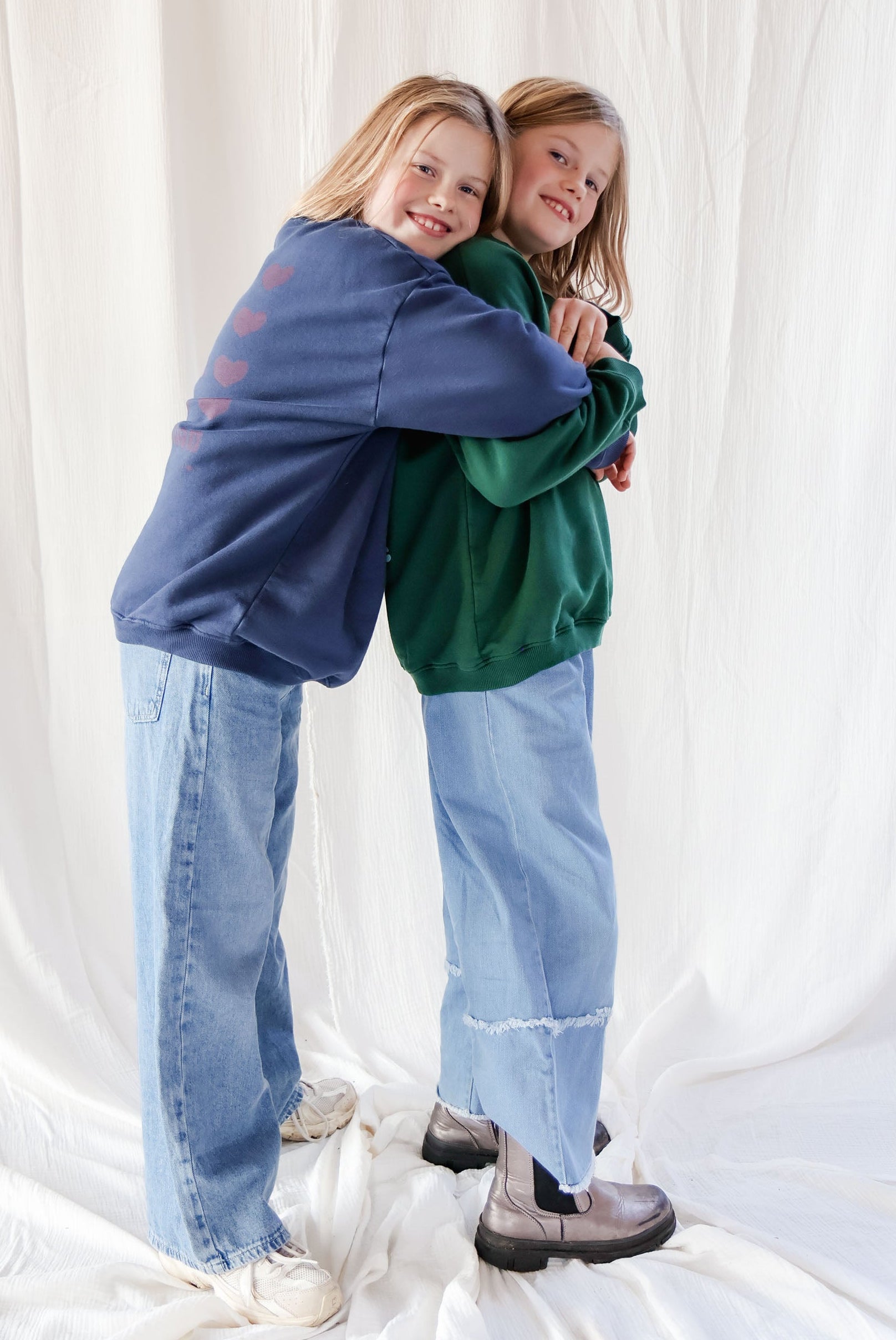 Ella and Rapha To the Moon Hearts felpa bambina blu