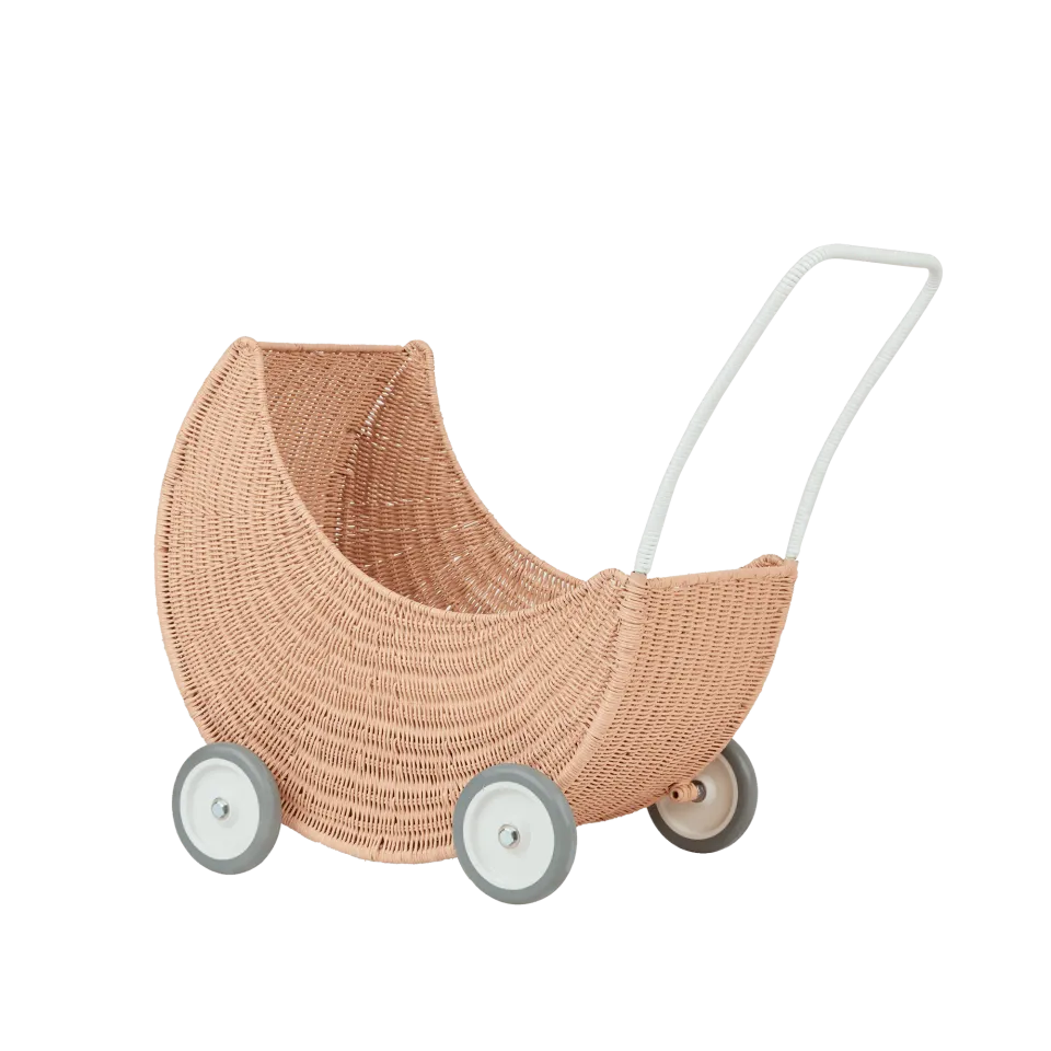Olli Ella Dinkum Dolls Moon Strolley passeggino rattan rosa