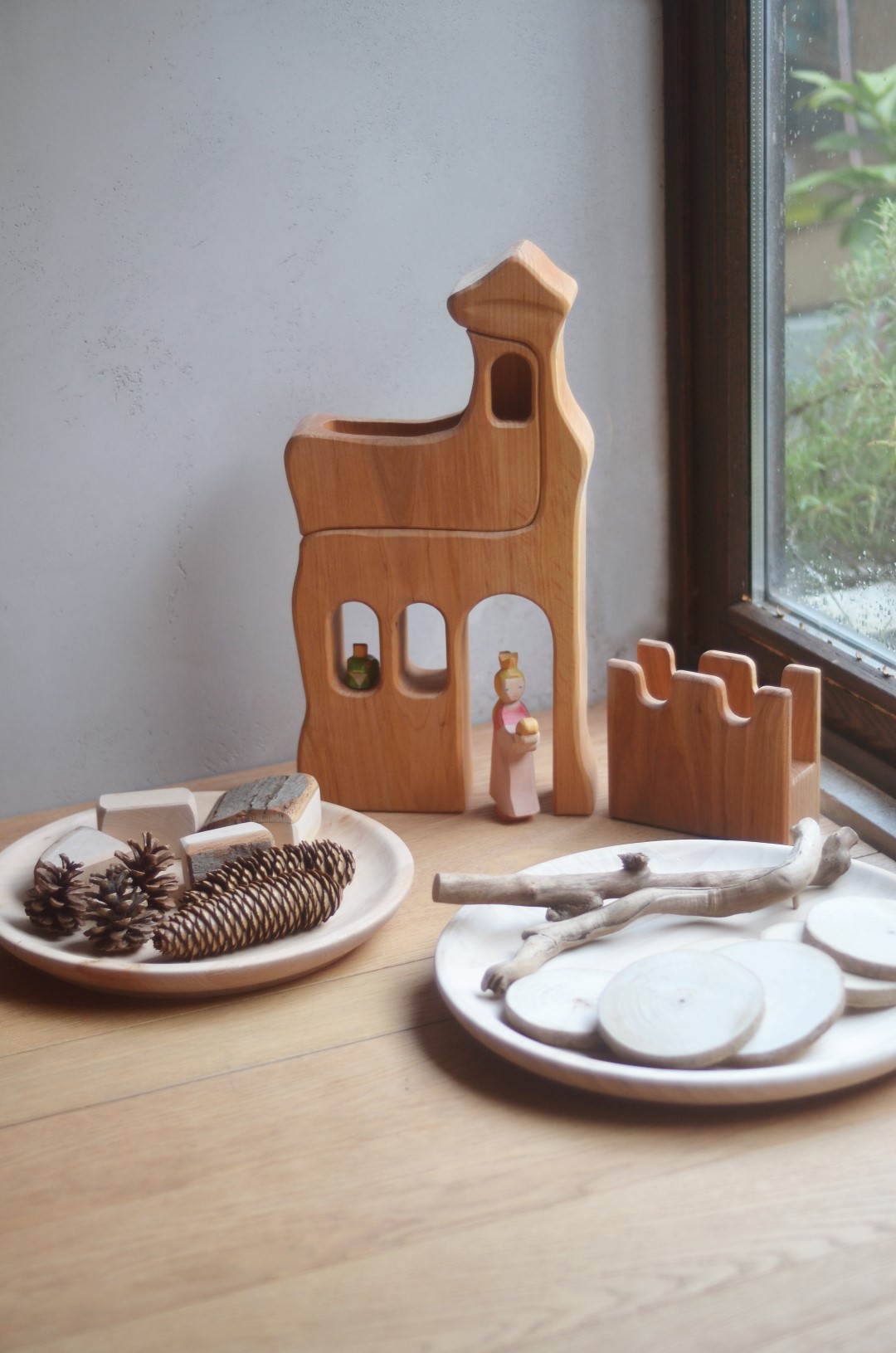 Vassoio rotondo legno naturale 30 cm per attività montessori