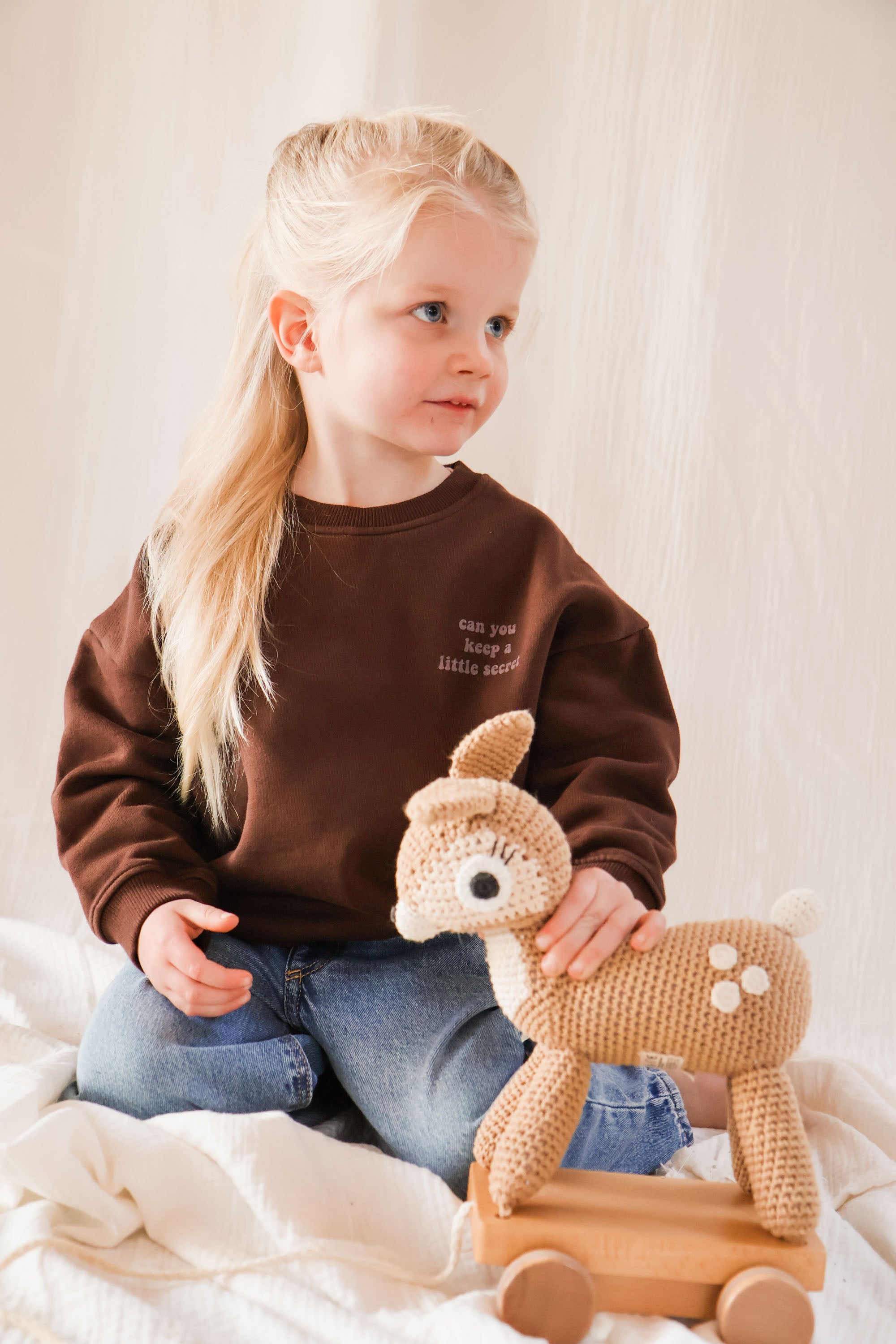 Ella and Rapha I Adore You felpa marrone loose fit bimbi