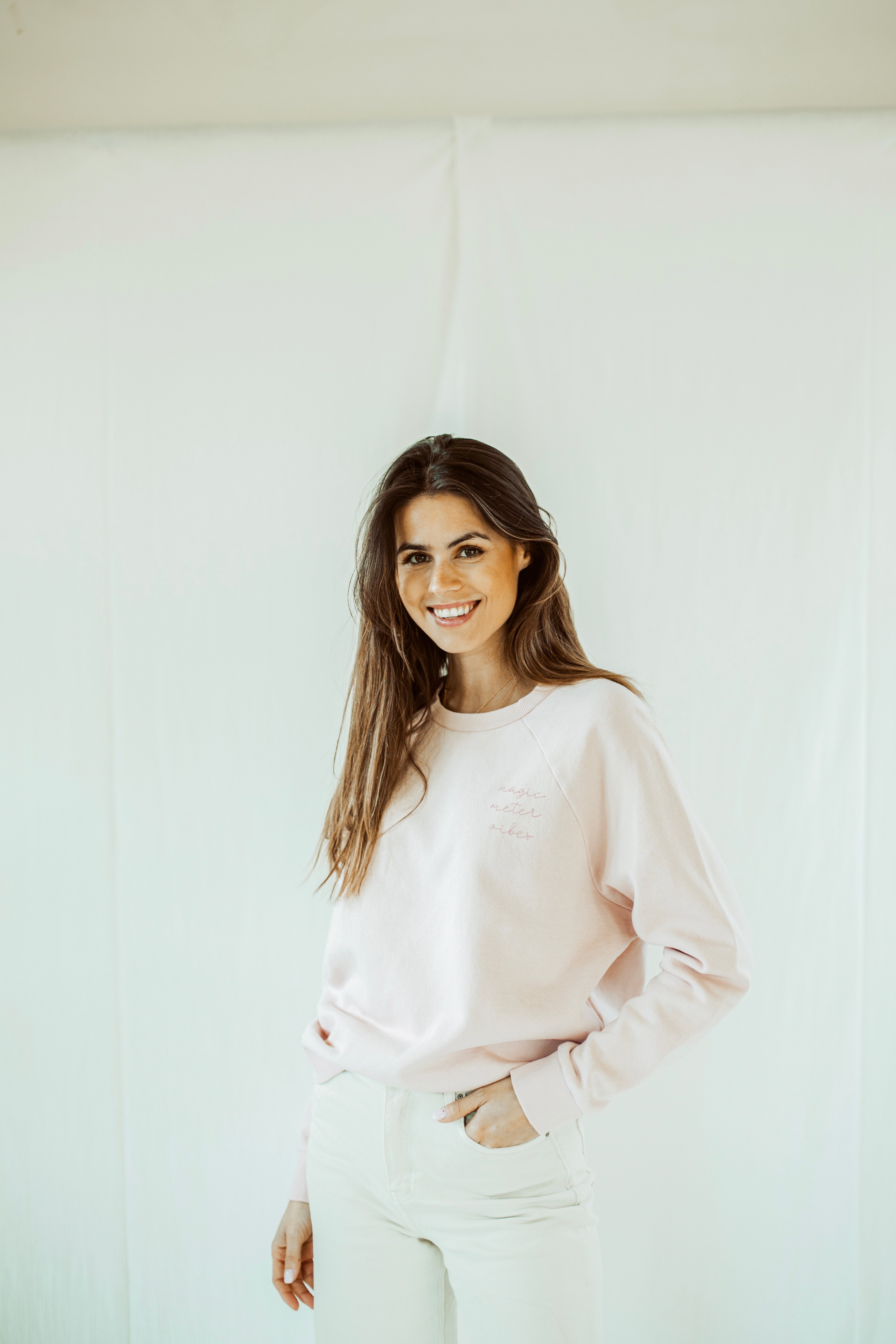 Ella and Rapha Meter classic fit felpa pearl rose cotone organico