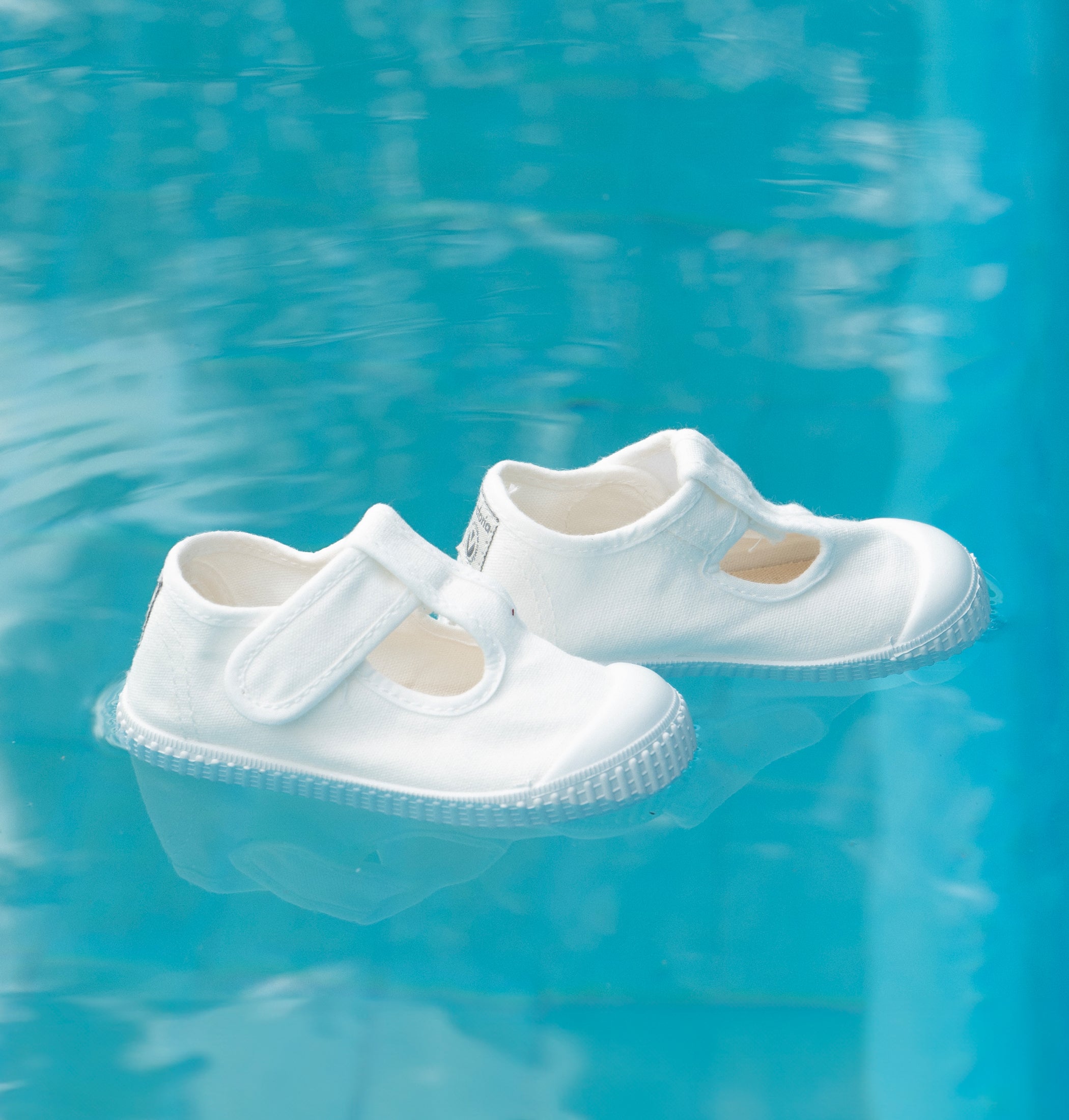 Victoria Dear World sandali tela bianca chiusura velcro bimba