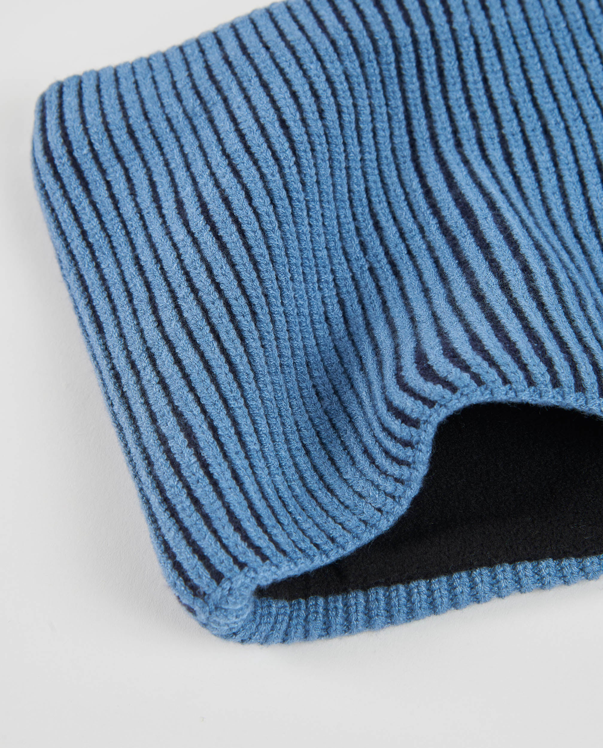 Tuc Tuc set bimbo blu cappello scaldacollo maglia