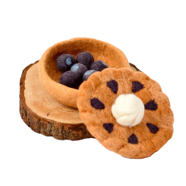 Tara Treasures torta in feltro mirtilli gioco cucina 11 cm