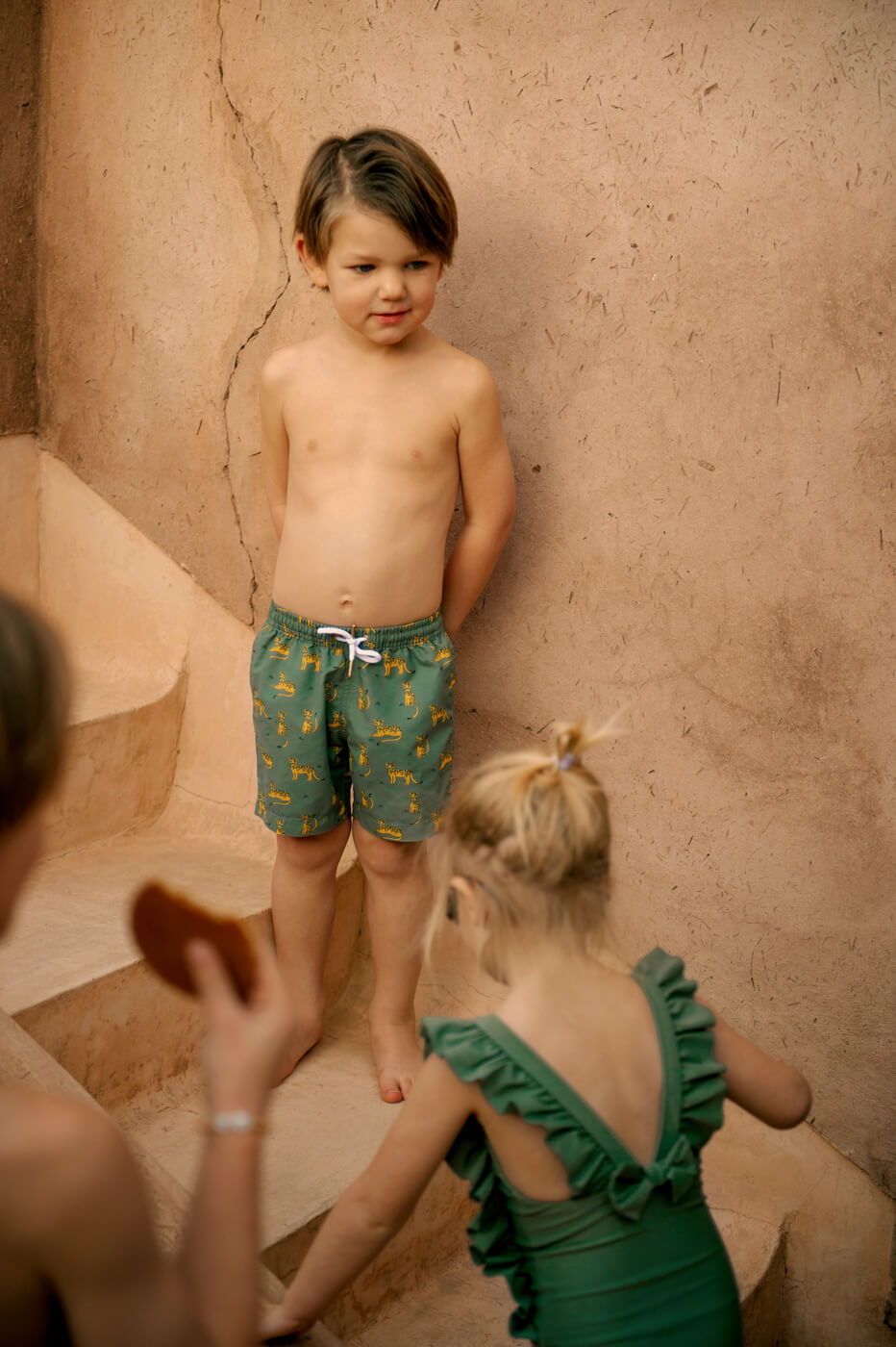 Ella and Rapha Leopard costume intero bimba verde