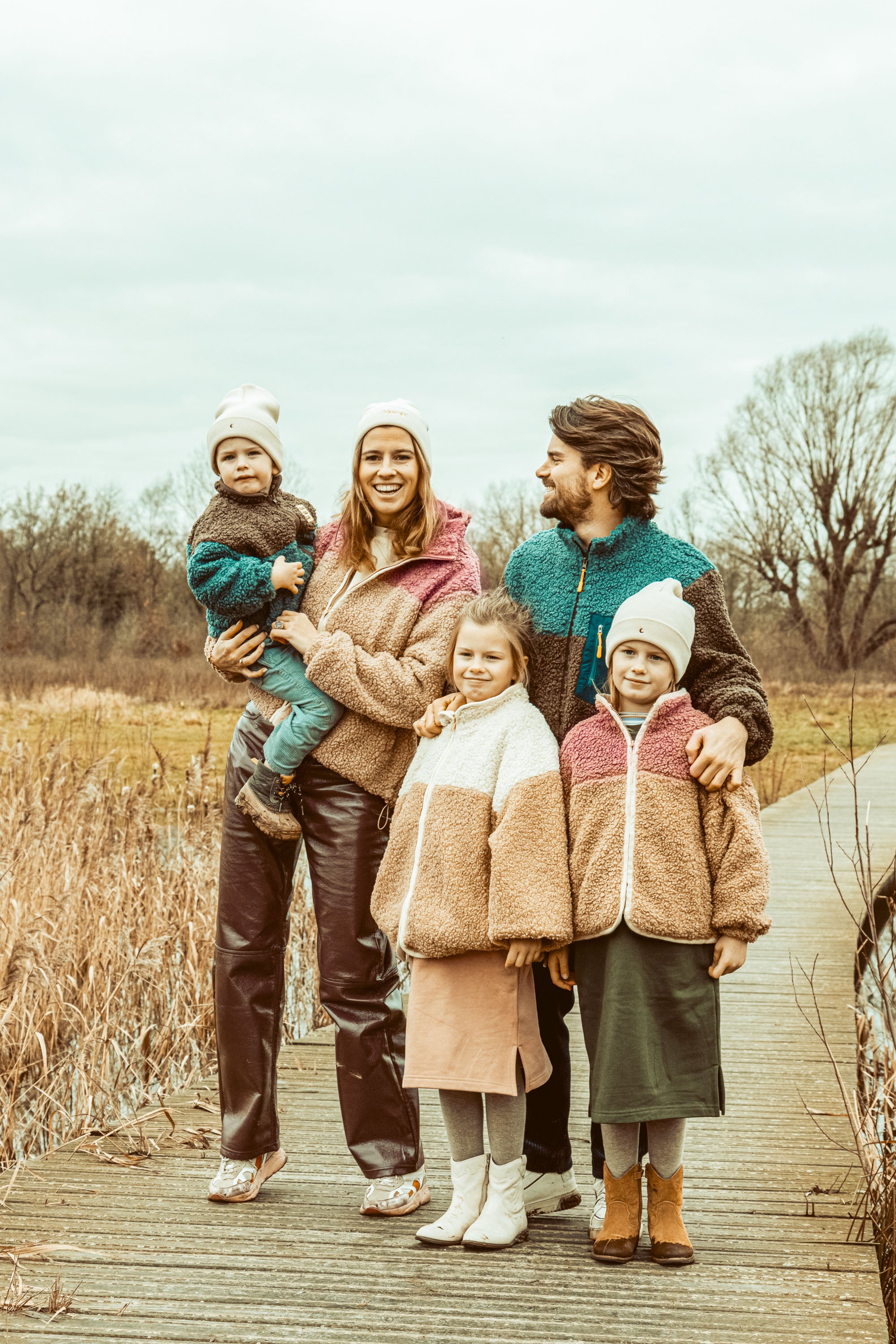 Ella and Rapha Moon Jacket giacca teddy cranberry pile