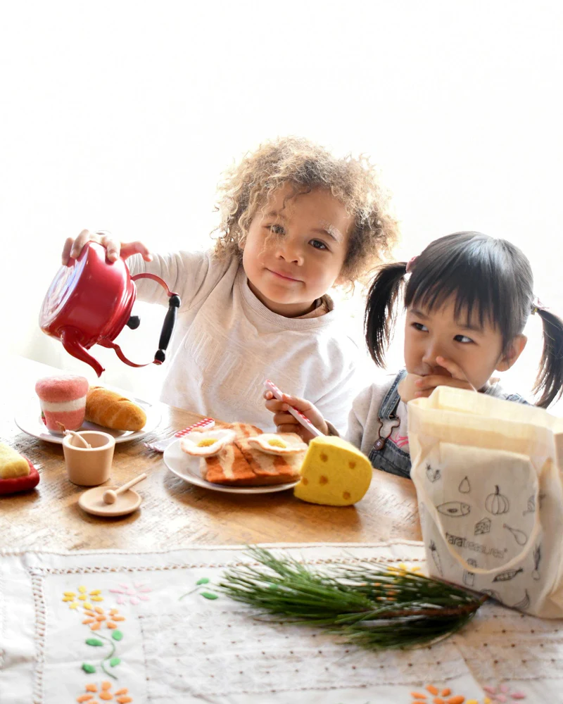 Tara Treasures Breakfast Bacon Egg cibo in feltro interattivo