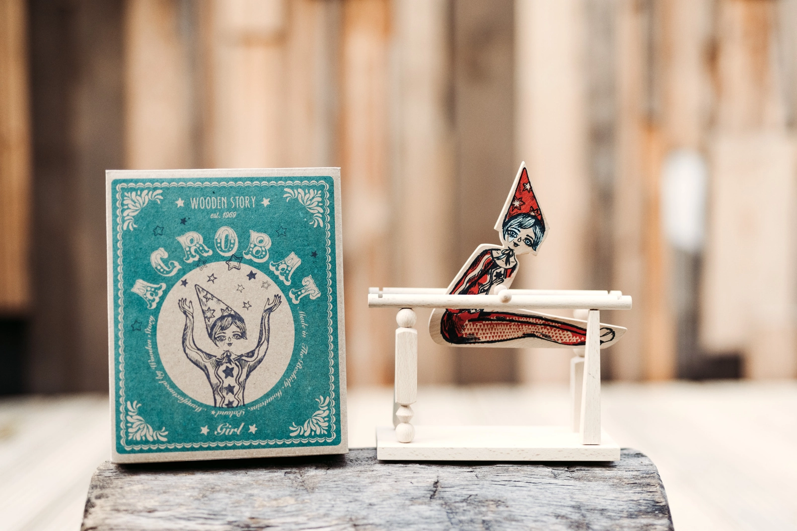 Wooden Story Acrobat Girl gioco equilibrio legno