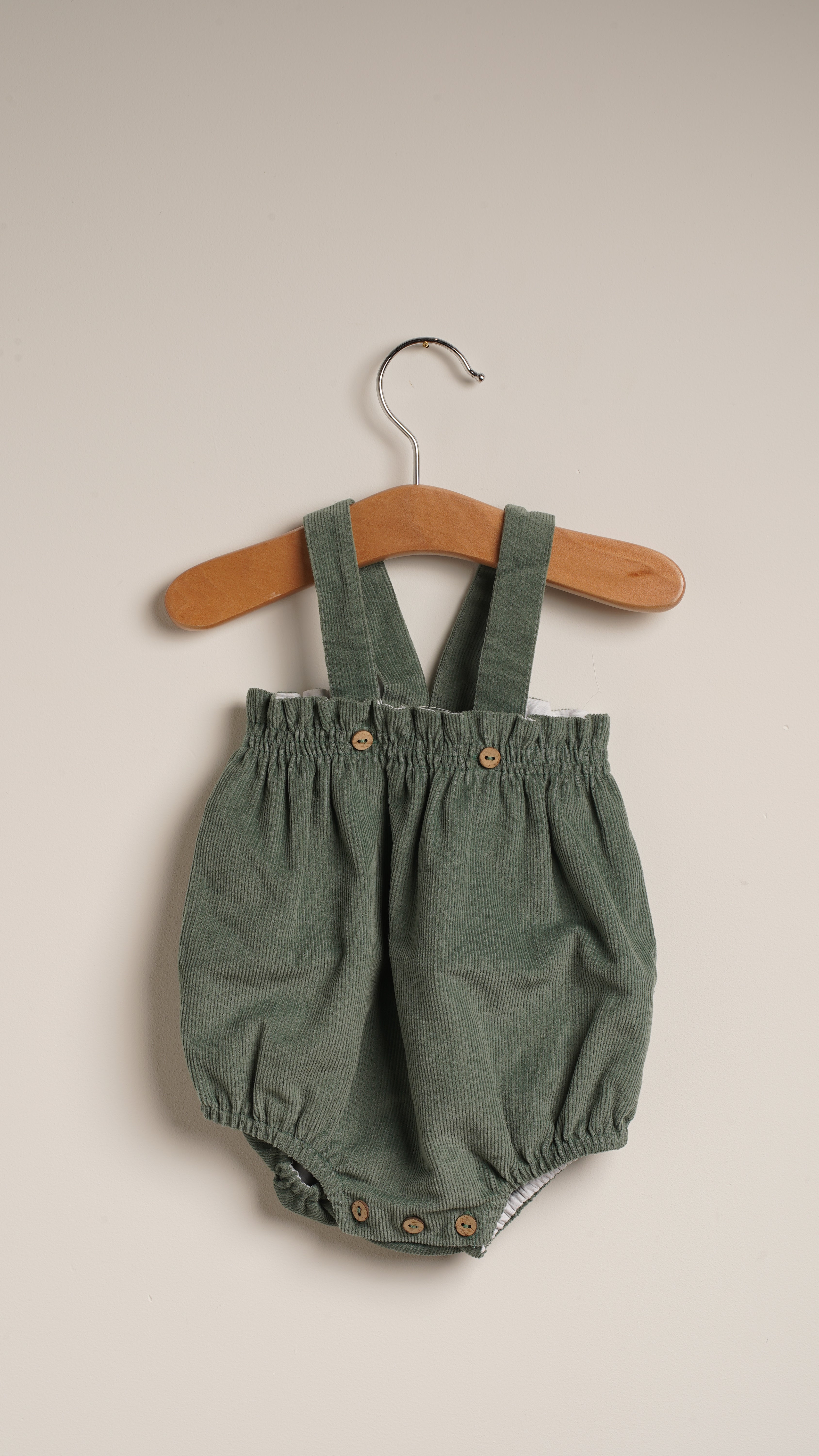 Mebi pantalone bretelle velluto verde muschio cotone
