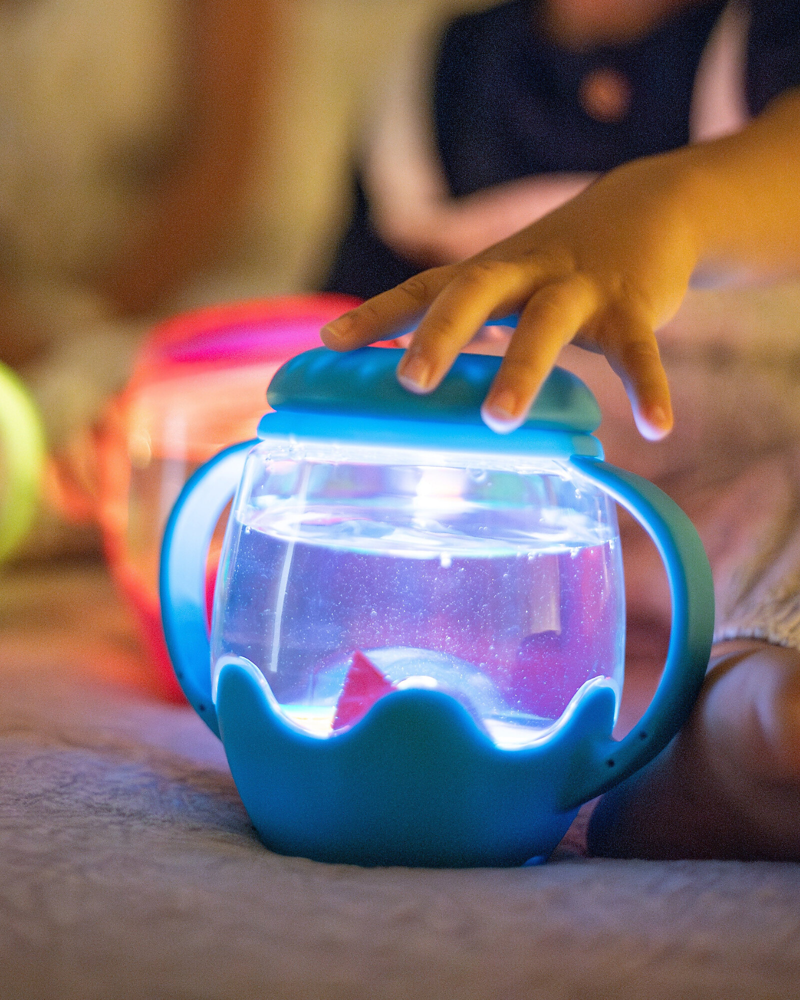 Glo Pals Mini barattolo sensoriale gioco blu