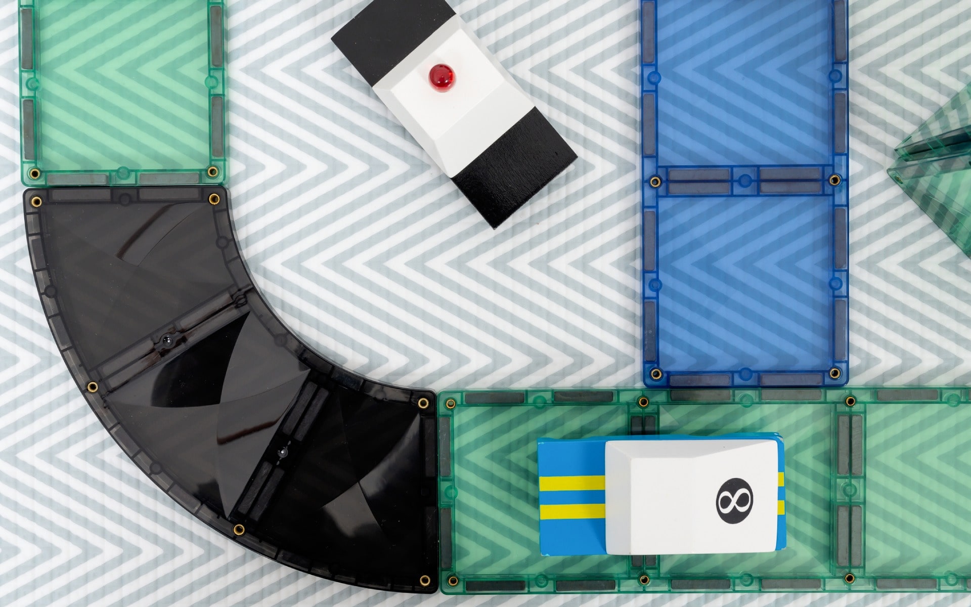 Connetix Road Pack costruzioni magnetiche 16 pezzi strade