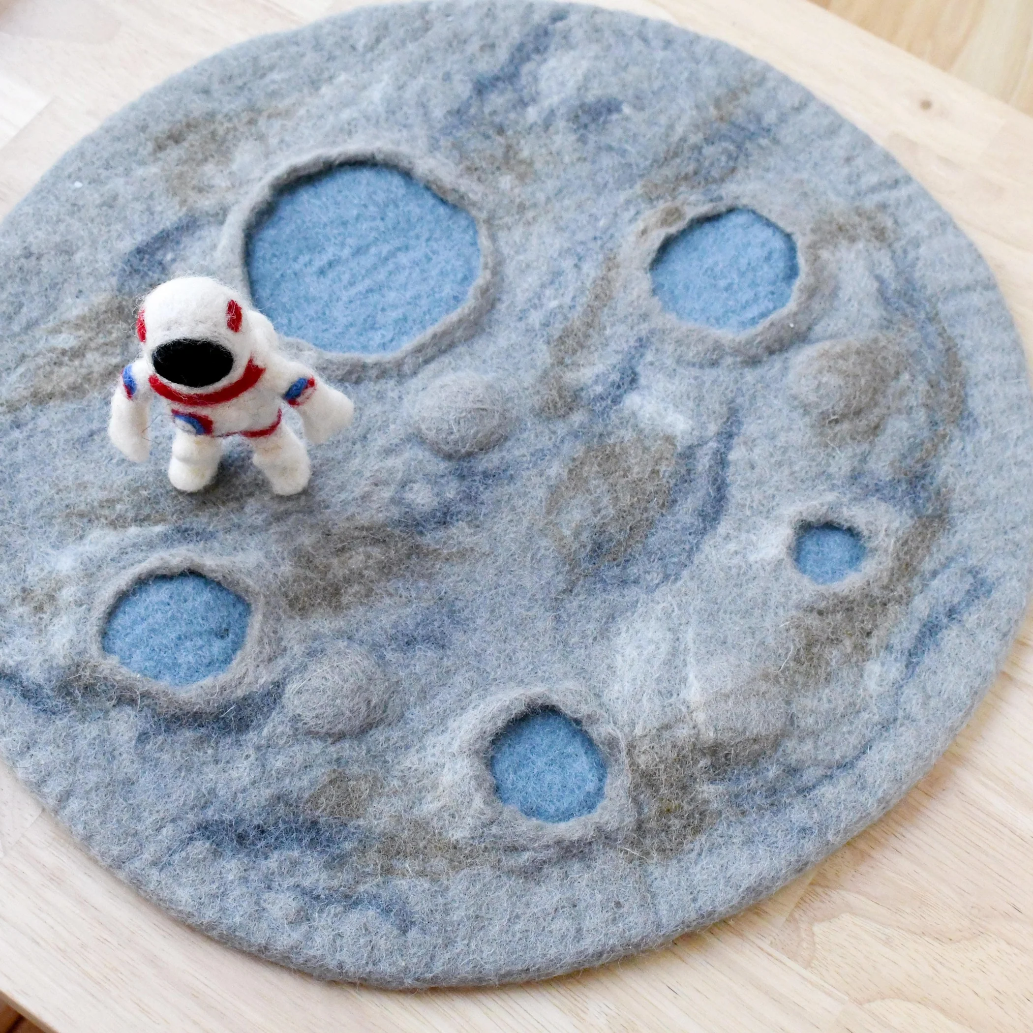 Tara Treasures Felt Space astronauta feltro 14 cm