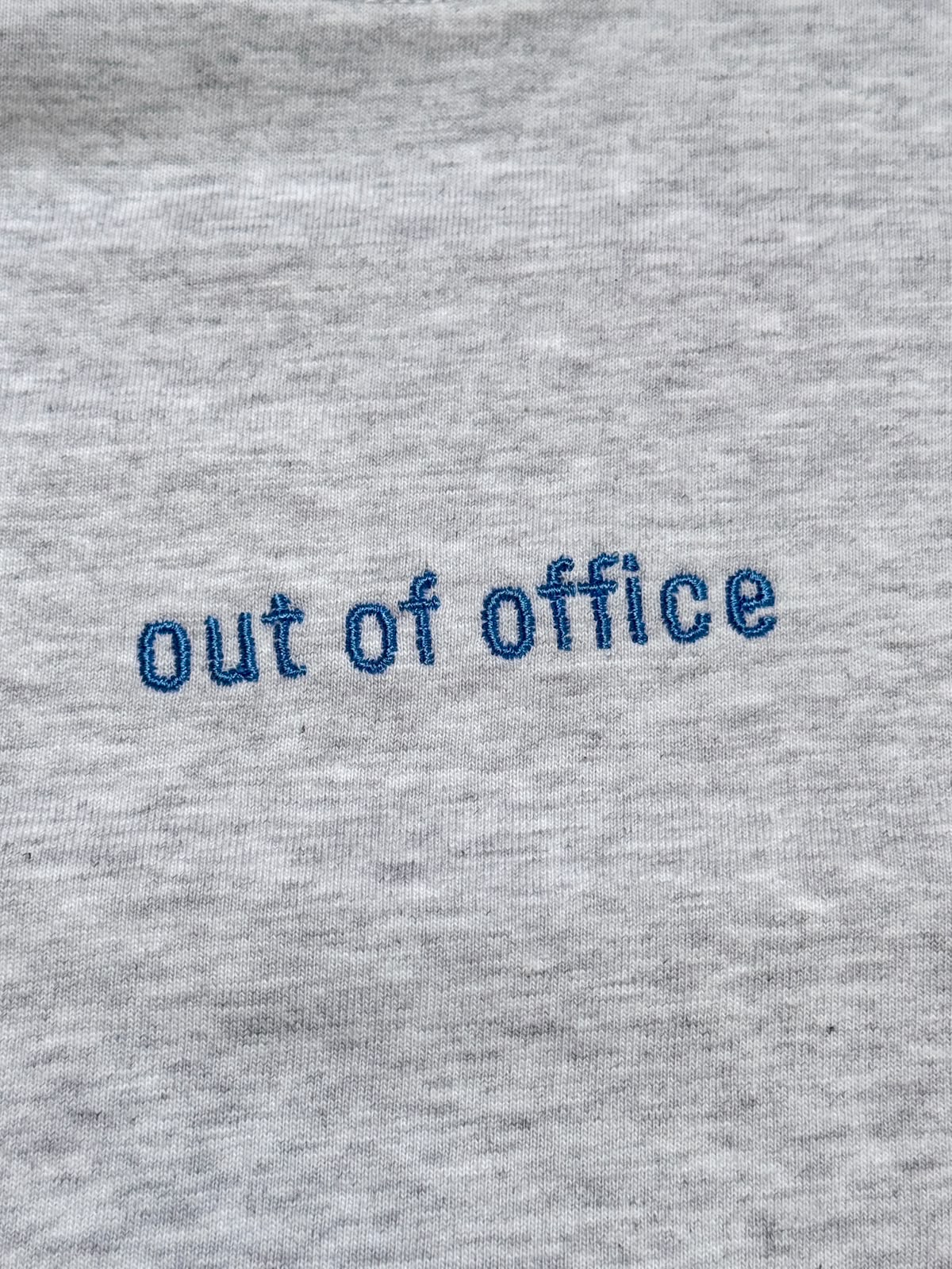 Ella and Rapha Out Of Office t-shirt grigia loose fit