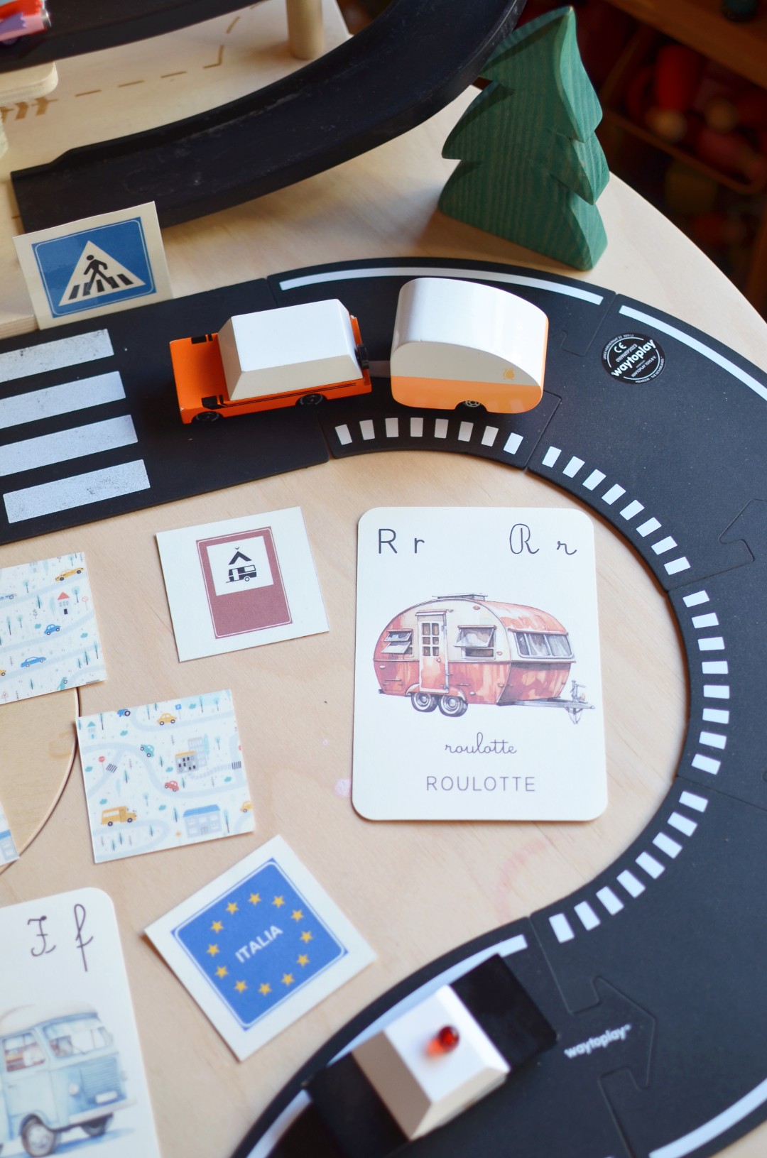 Waytoplay Aeroporto Pista Flessibile 8 Pezzi + Aereo