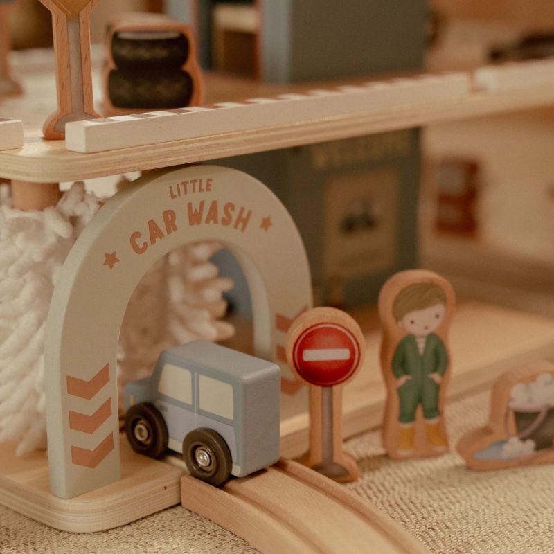 Little Dutch Railway garage in legno con macchinine