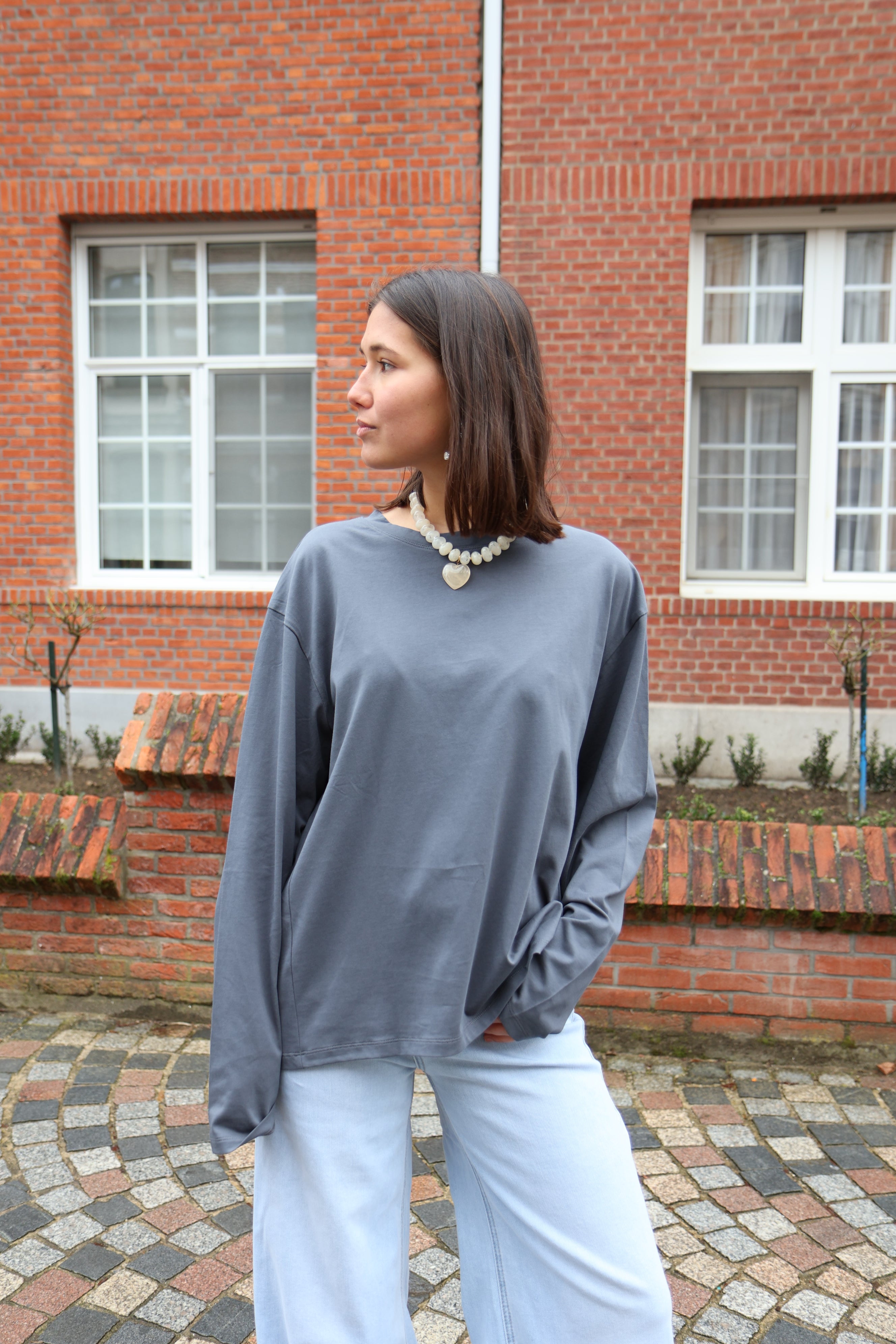 Ella and Rapha To The Moon t-shirt maniche lunghe grigia cotone