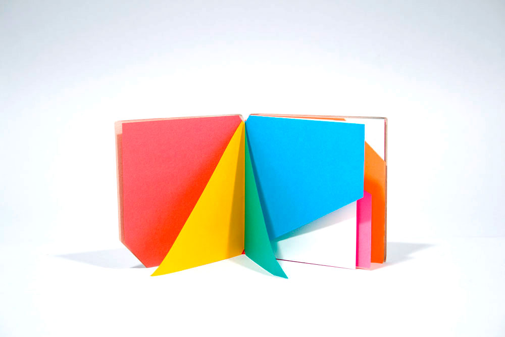 Corraini MN 1 libro illeggibile Munari