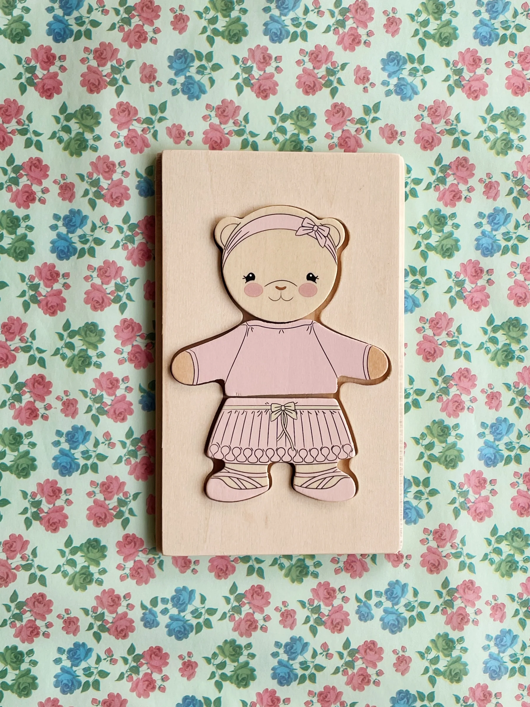 Konges Slojd Teddy Dress Up puzzle legno 12 pezzi