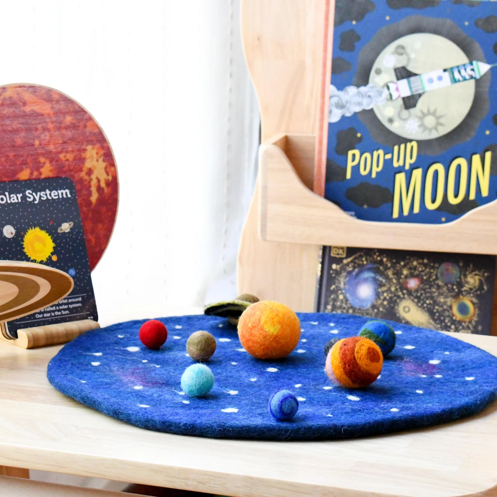 Tara Treasures Solar System tappeto gioco feltro 40 cm