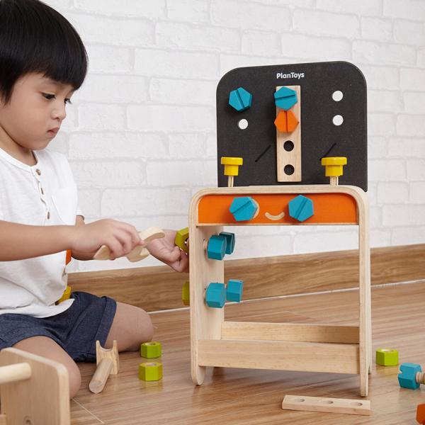 PlanToys Set attrezzi banco lavoro legno 22 pezzi