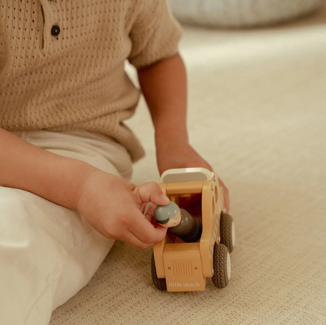 Little Dutch Taxi macchinina legno personaggio FSC