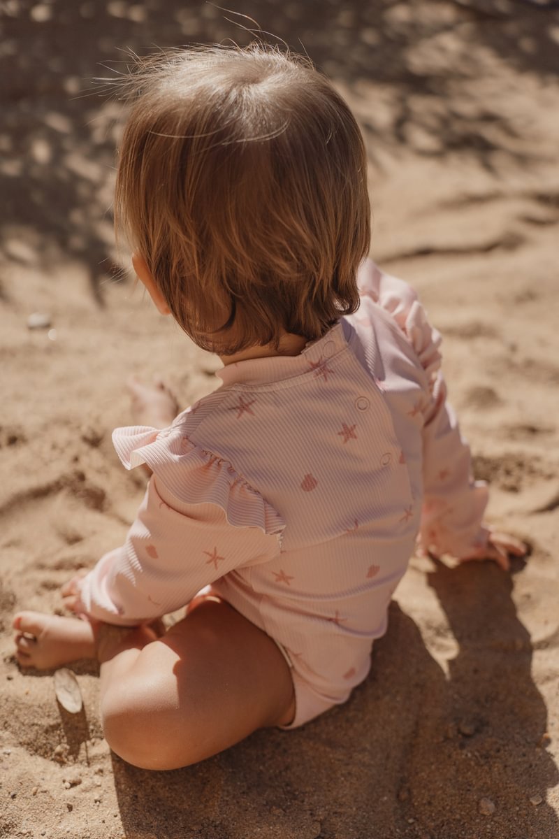 Little Dutch costume bimba maniche lunghe rosa conchiglie UPF40+