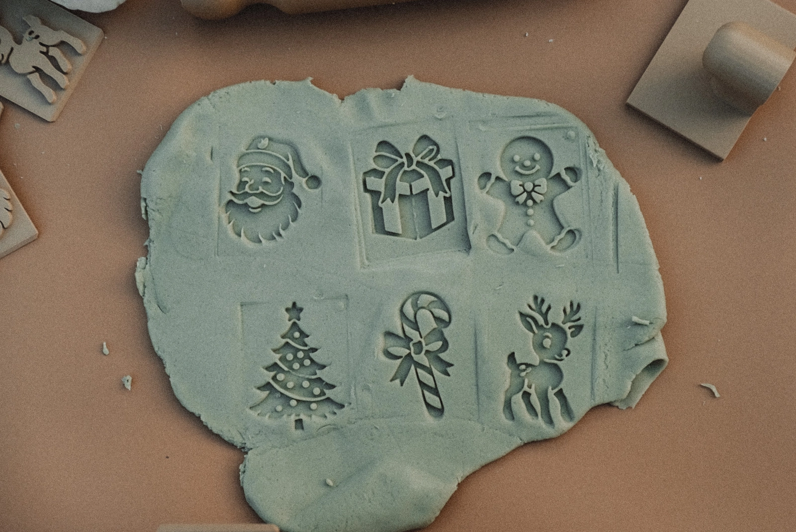 Kinfolk Eco Cutter set 6 stampini Natale biodegradabili