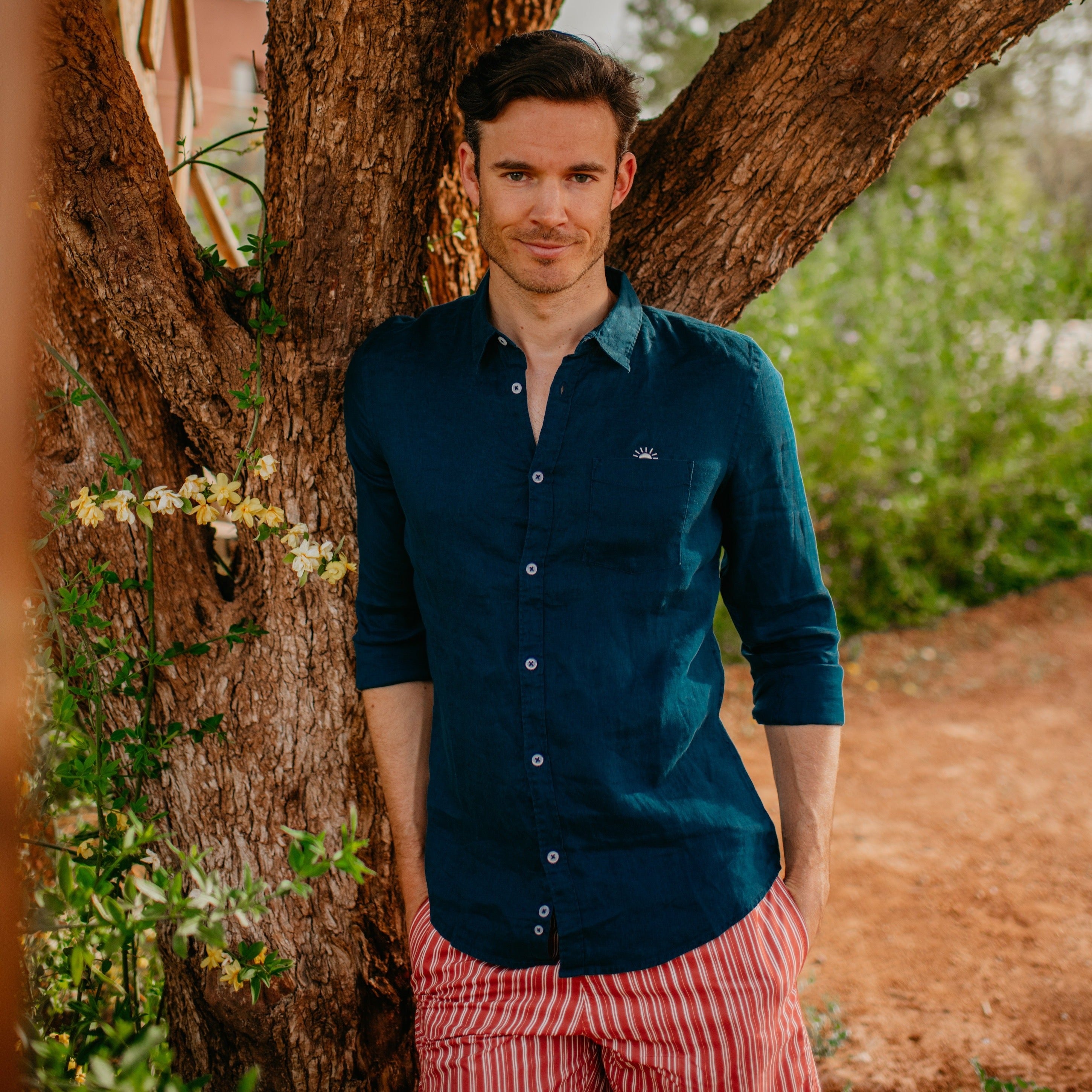 Ella and Rapha Sunrise camicia uomo lino blu notte