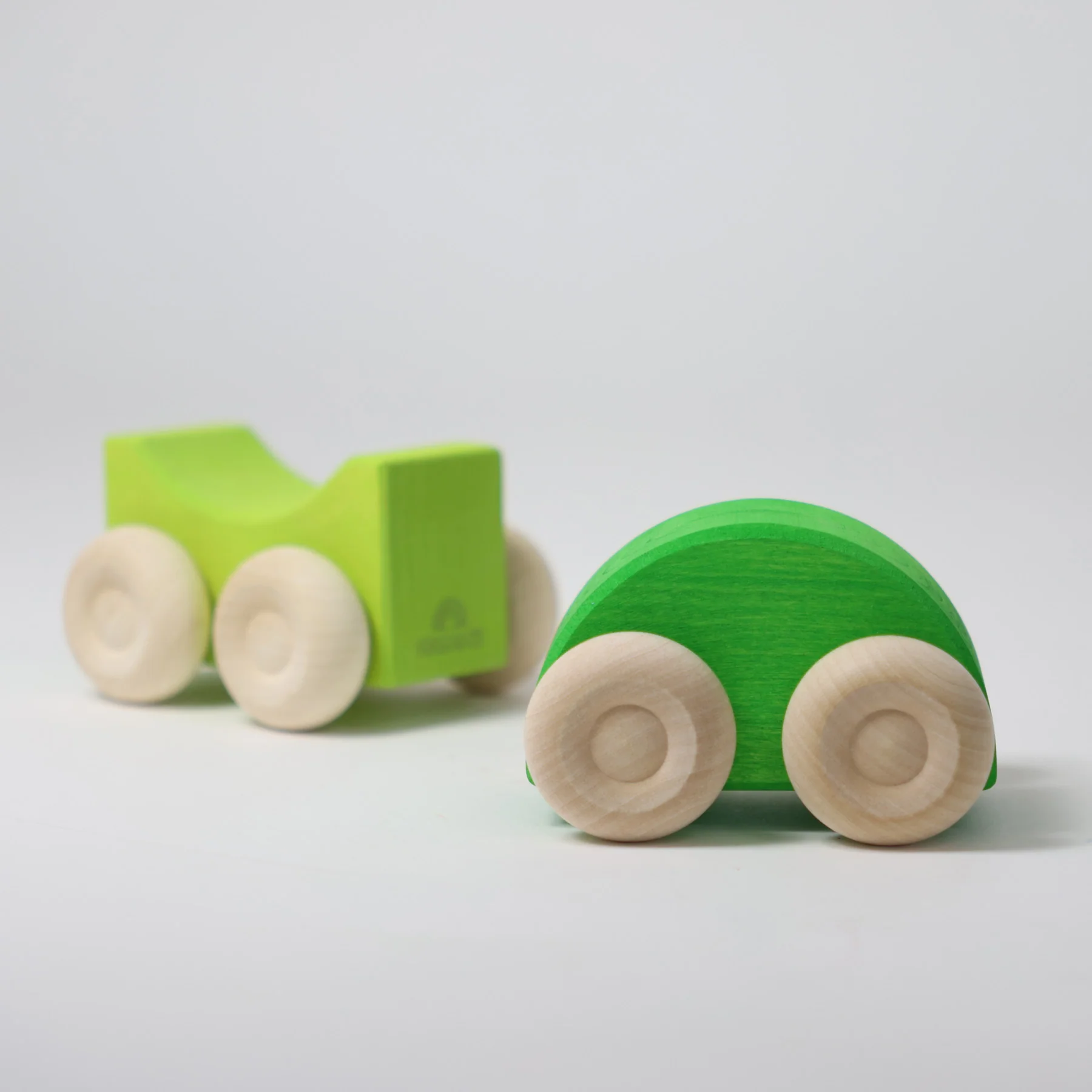 Grimm's macchinine impilabili in legno verde set 2 pezzi