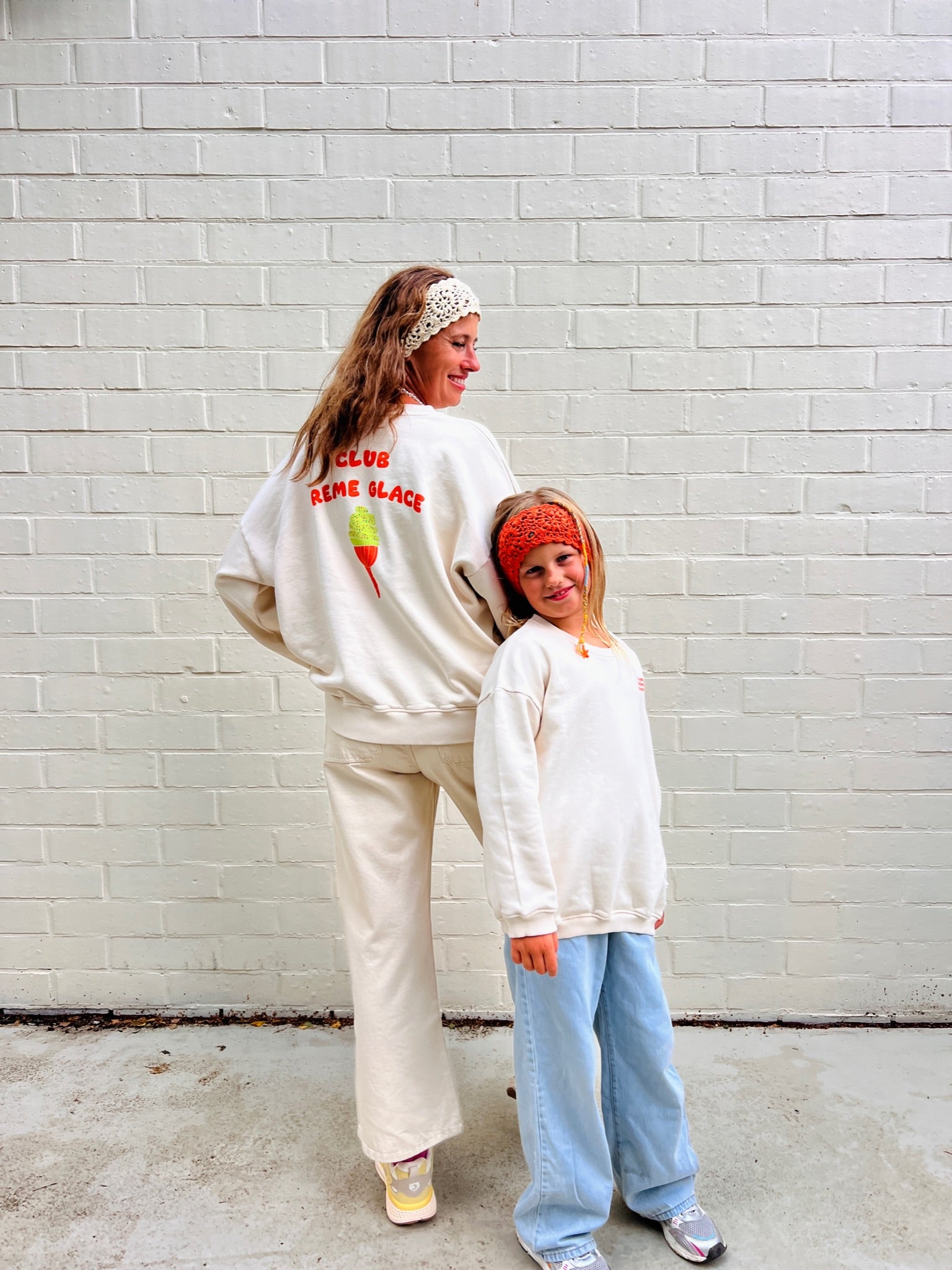 Ella and Rapha Club Creme Glace felpa avorio loose fit