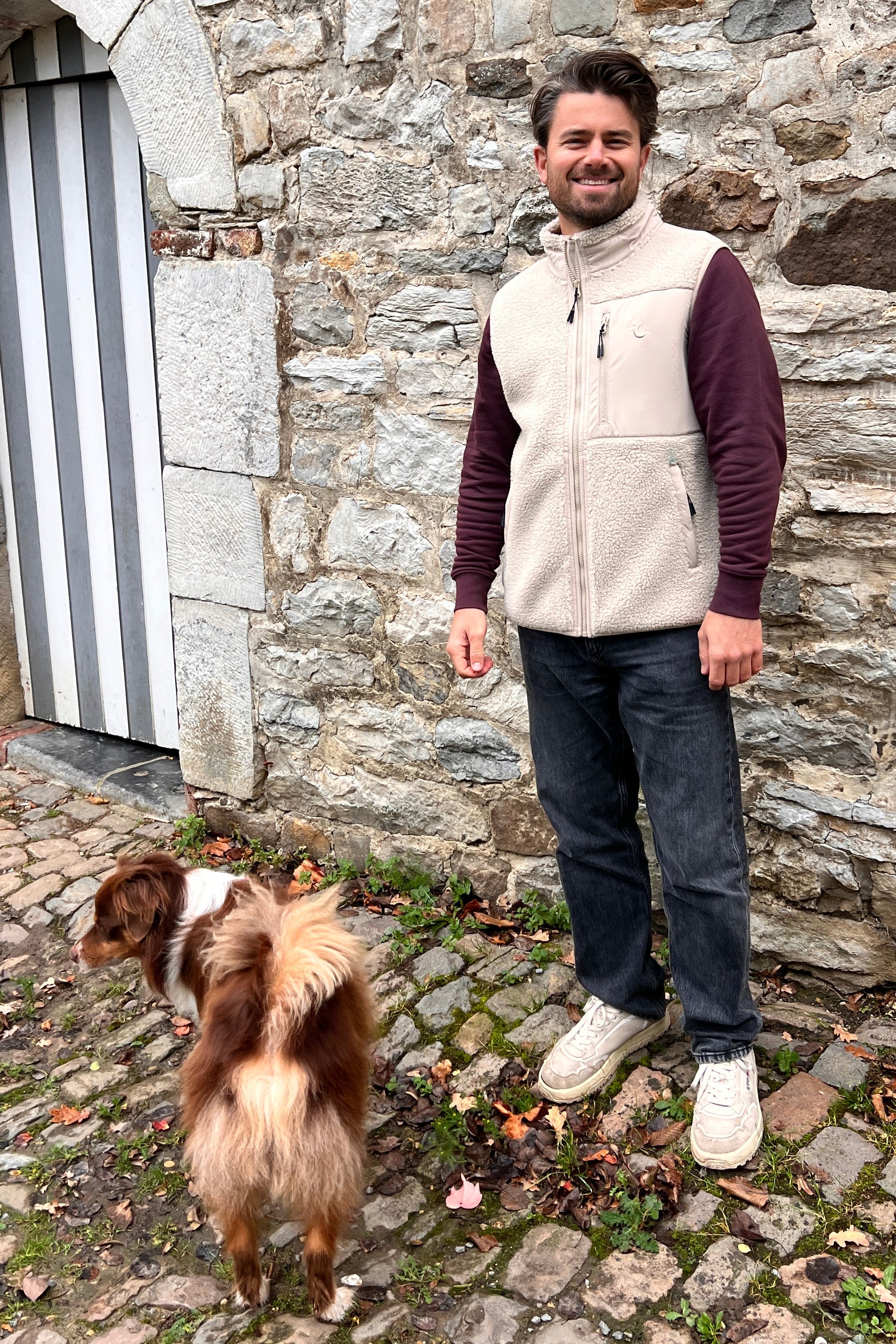 Ella and Rapha Teddy Vest gilet smanicato uomo beige