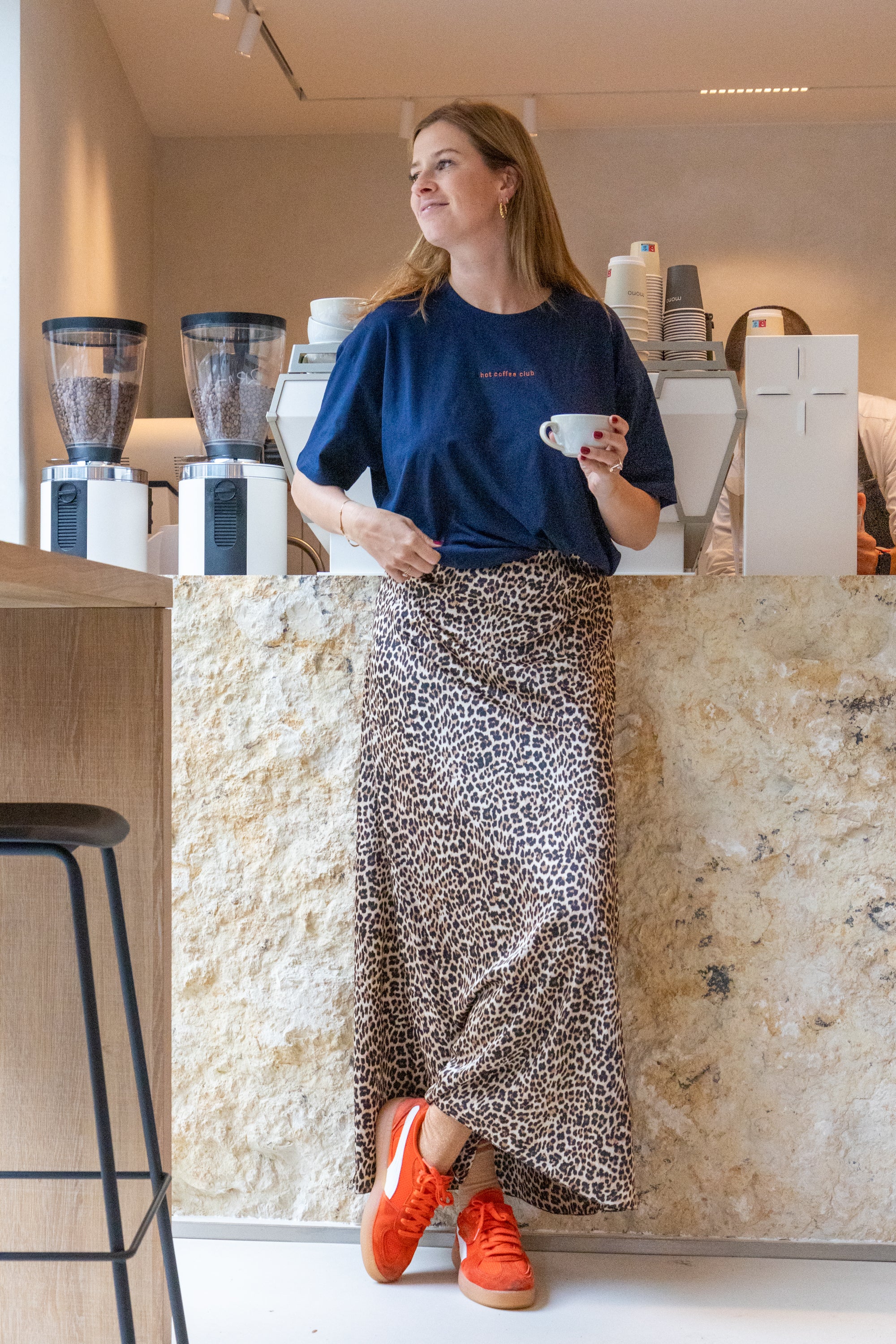 Ella and Rapha Hot Coffee Club maglietta blu notte cotone bio