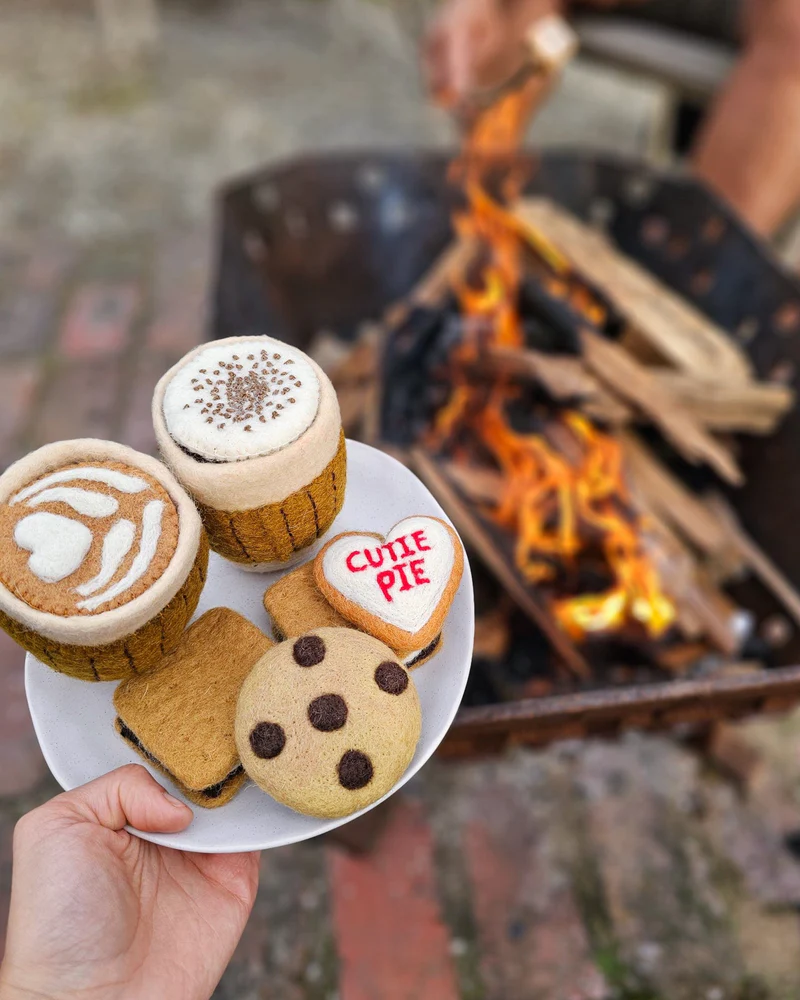 Tara Treasures Tazza Caffè in Feltro con 4 Guarnizioni Lana