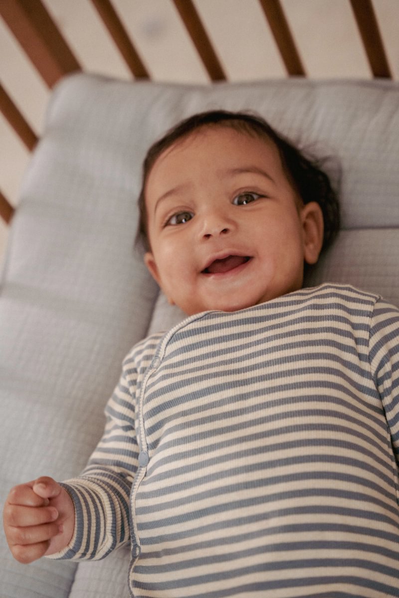 Little Dutch pigiama neonato righe blu cotone bio