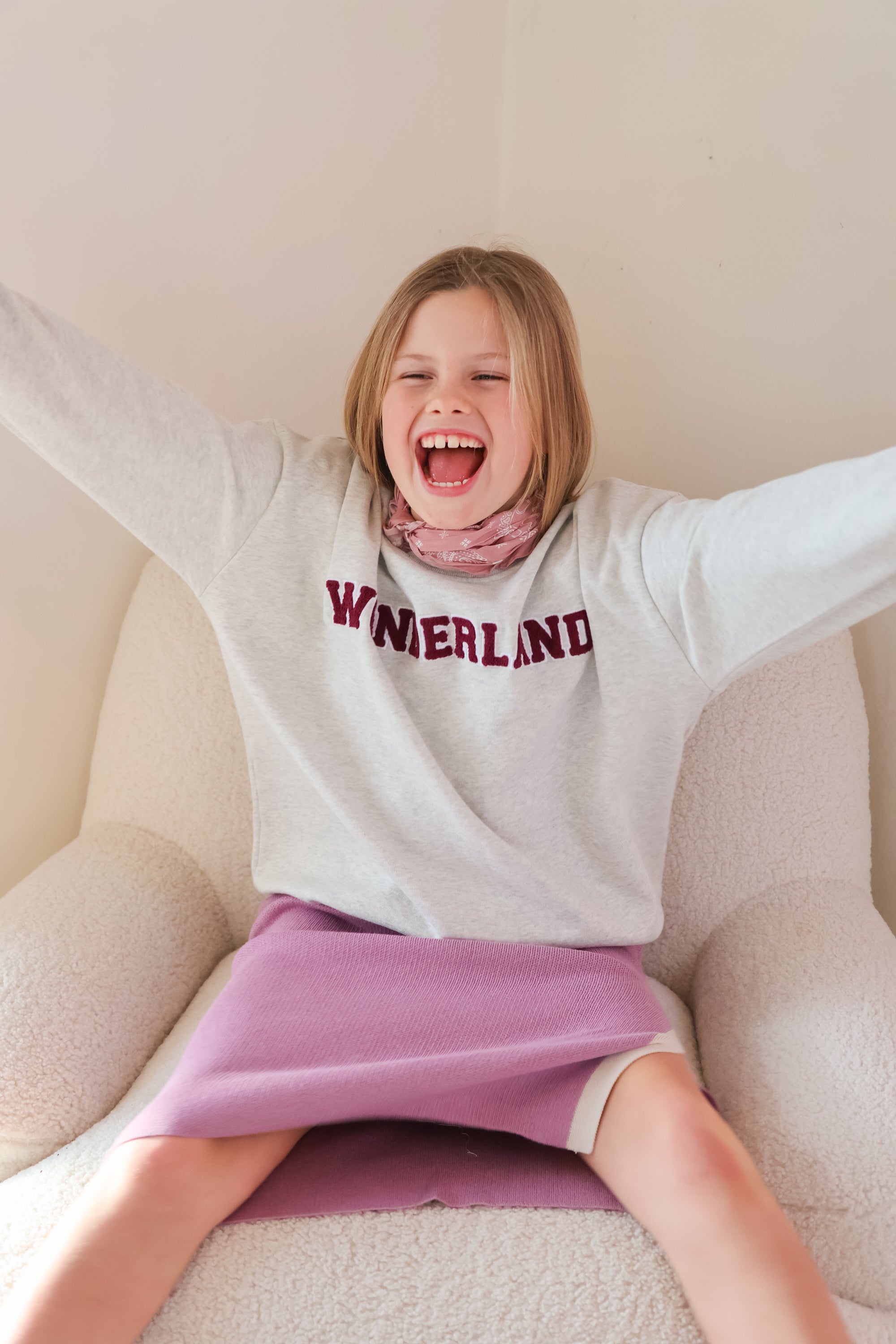 Ella and Rapha Wonderland felpa grigia bambino cuddleproof