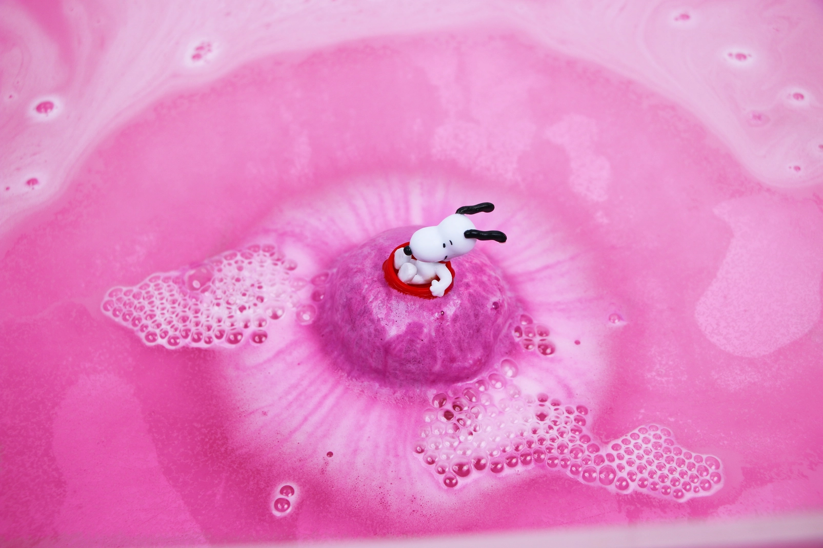 Zimpli Kids Baff Bombz Peanuts Surprise bomba bagno Snoopy