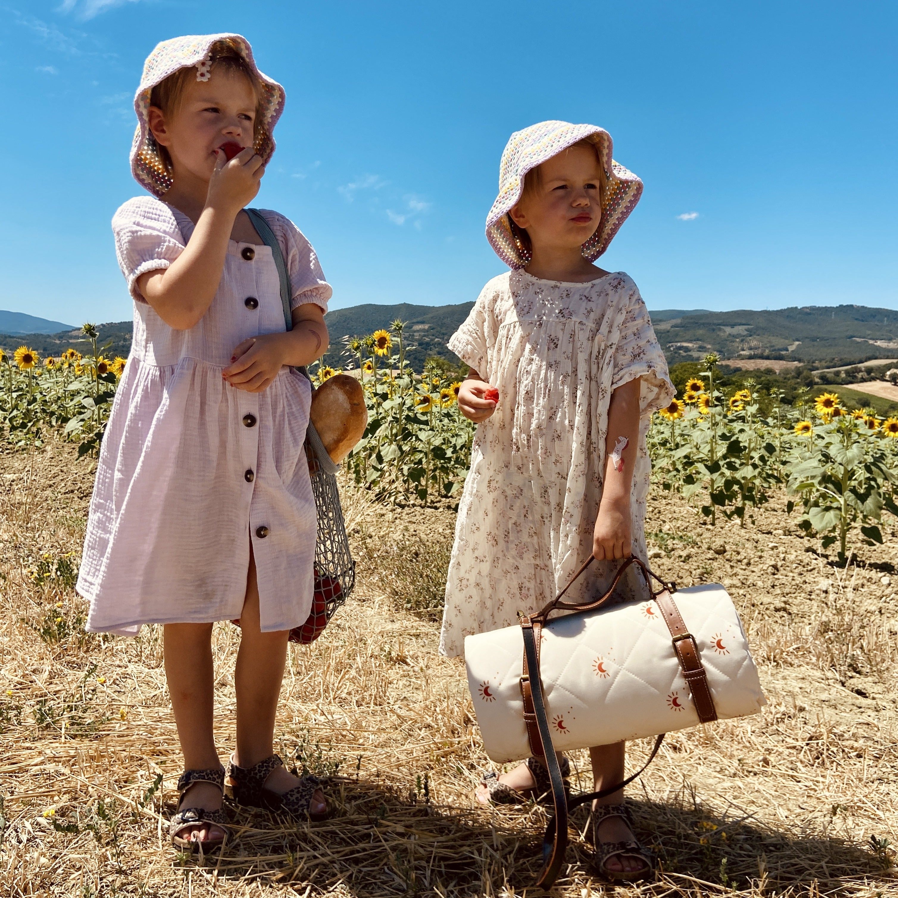 Ella and Rapha To The Moon coperta picnic beige 150x200