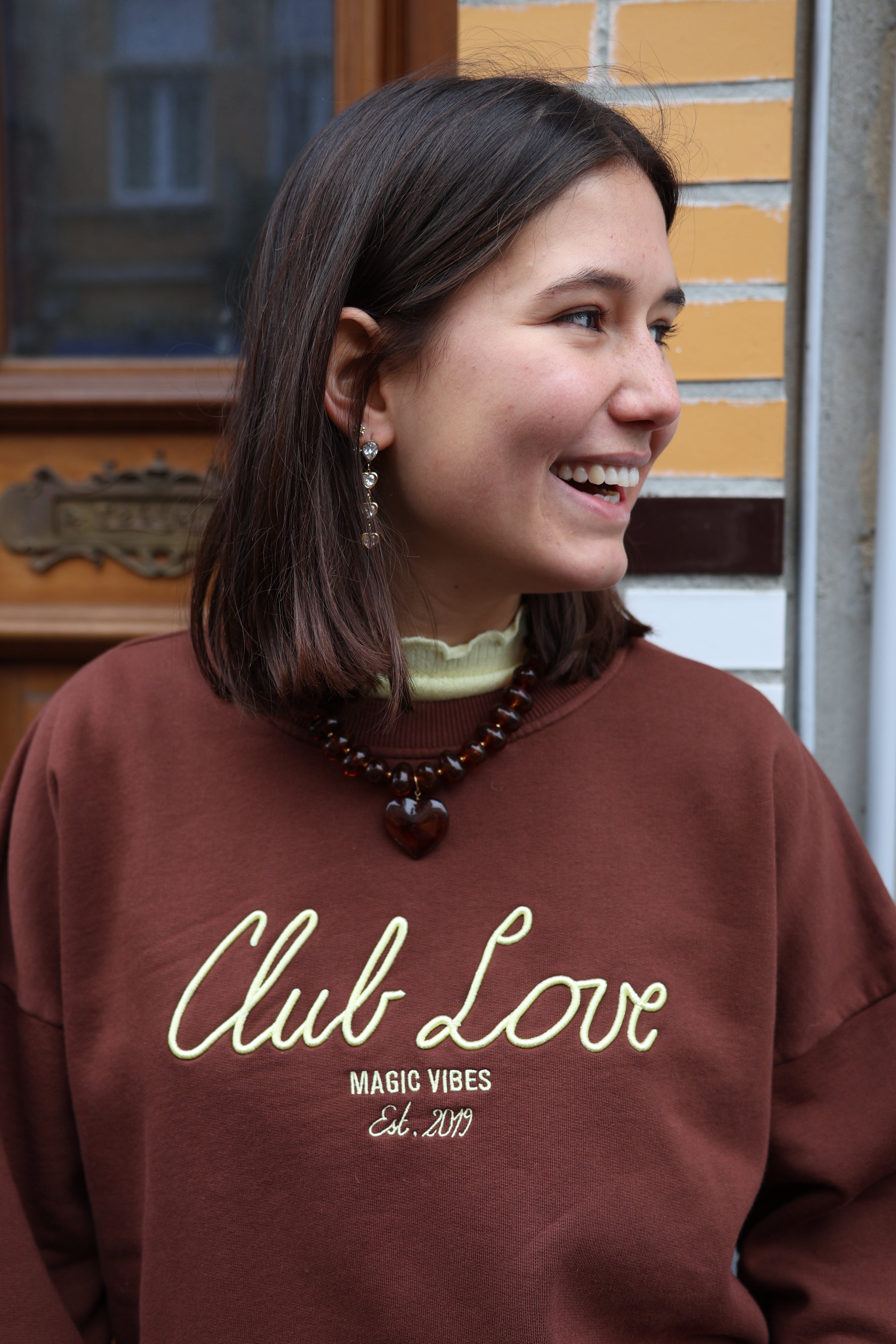 Ella and Rapha Club Love felpa marrone loose fit cotone