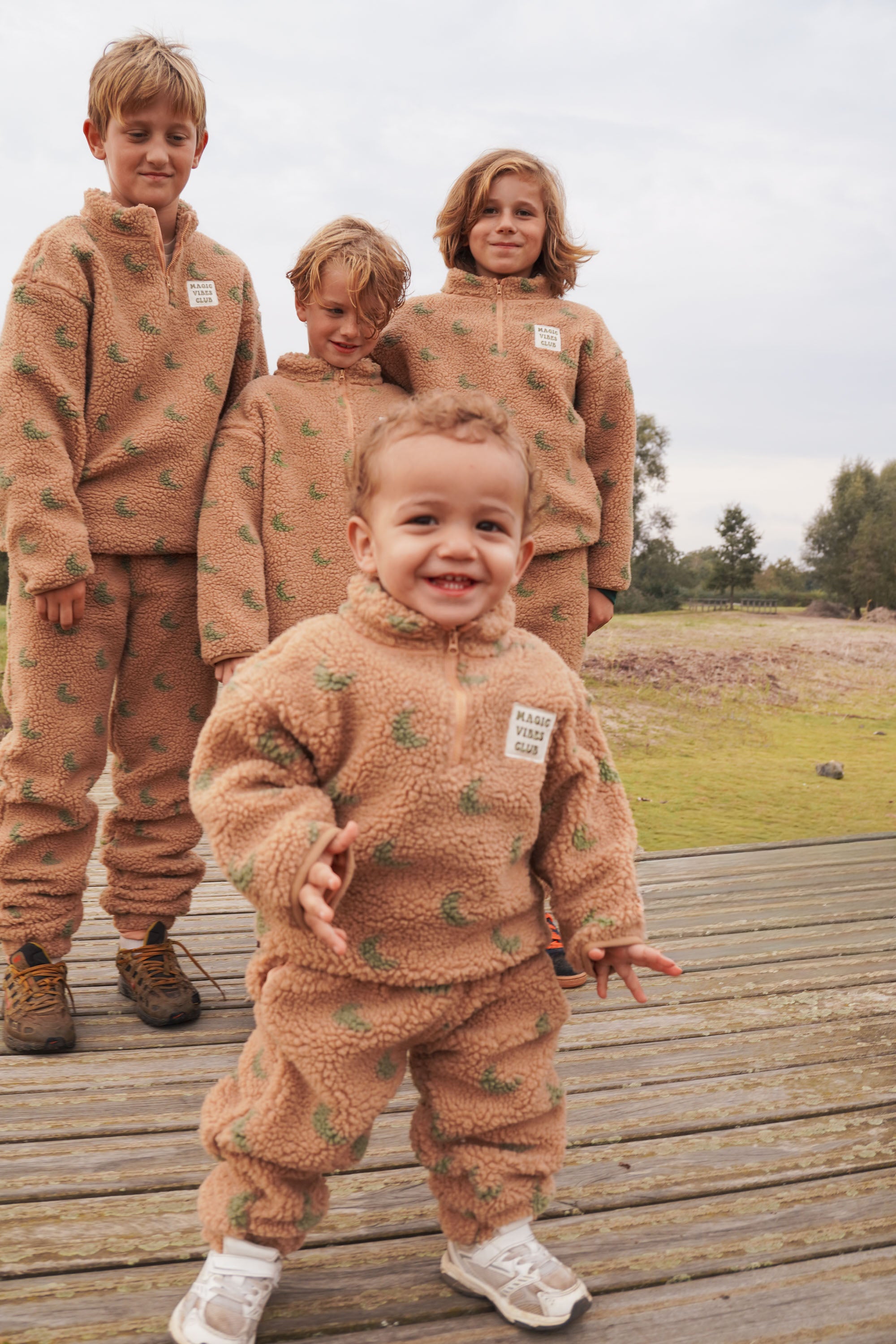 Ella and Rapha Moon felpa bambino beige verde mezza zip