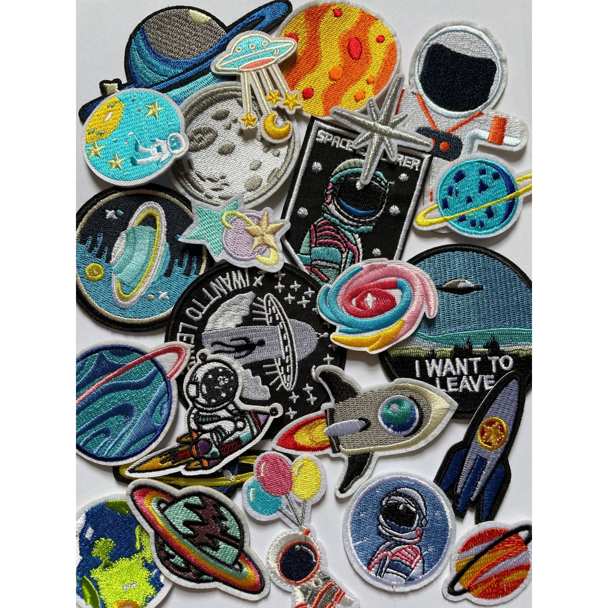 Slugs & Snails Space toppe termoadesive spazio ricamate