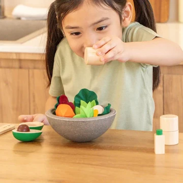 Plan Toys Little Chef Salad Set Cucina Legno 26 Pezzi