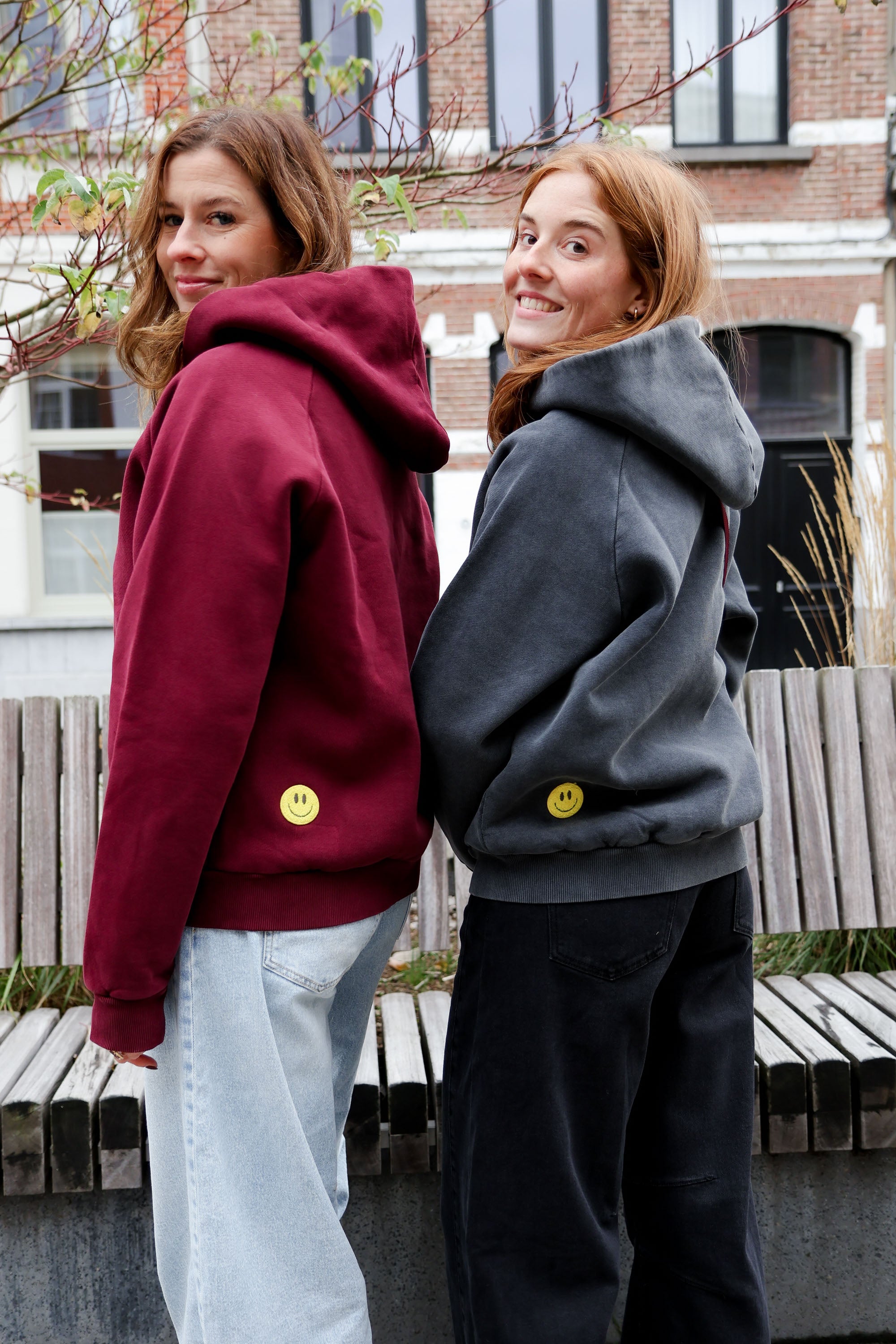 Ella and Rapha Smiley felpa donna cappuccio grigio cotone