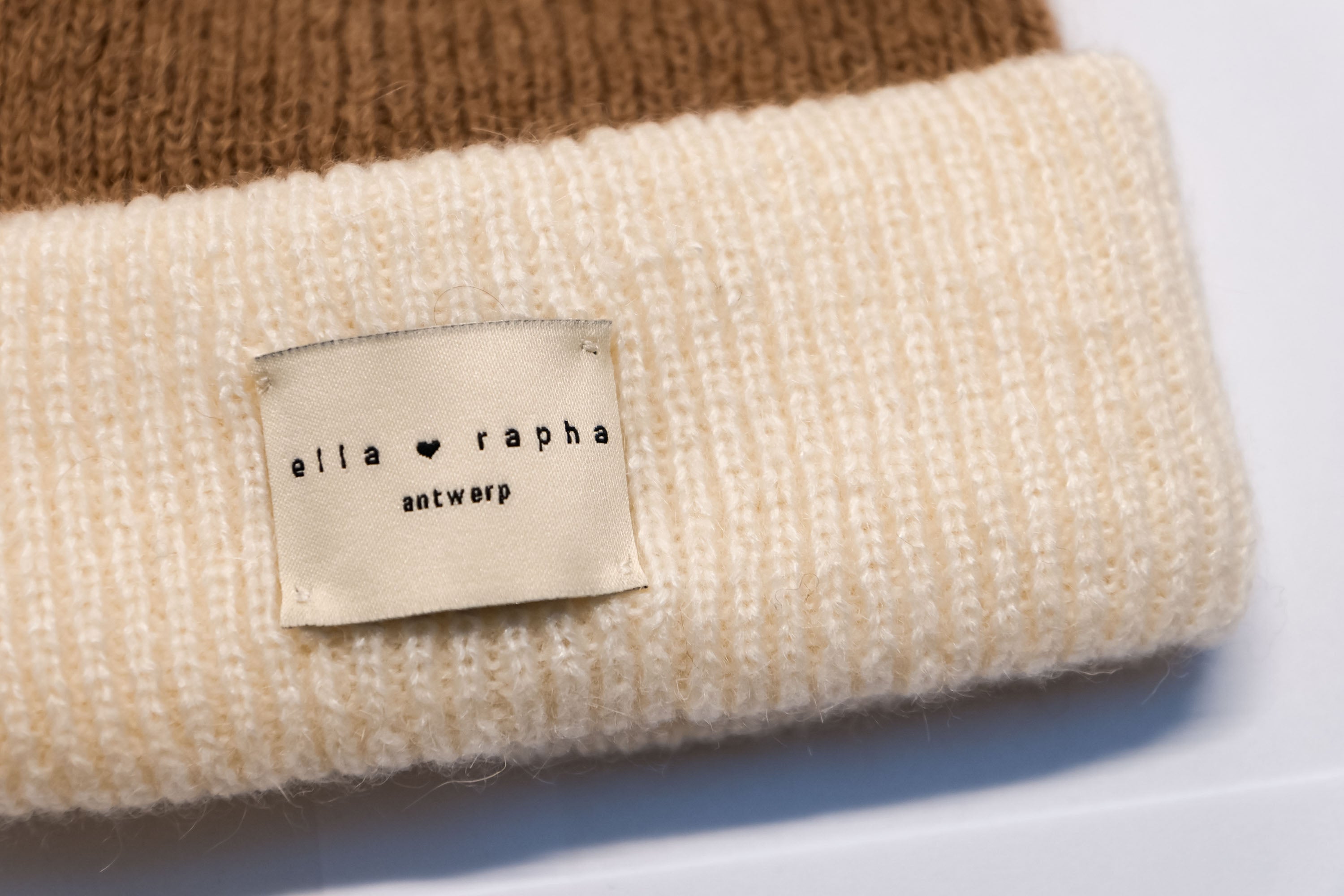 Ella and Rapha Multicolor berretto beanie beige di lana