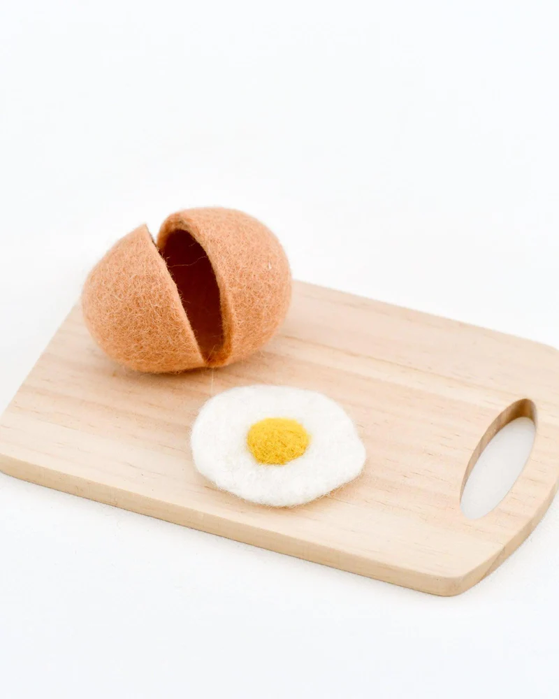 Tara Treasures Egg uovo in feltro gioco cucina